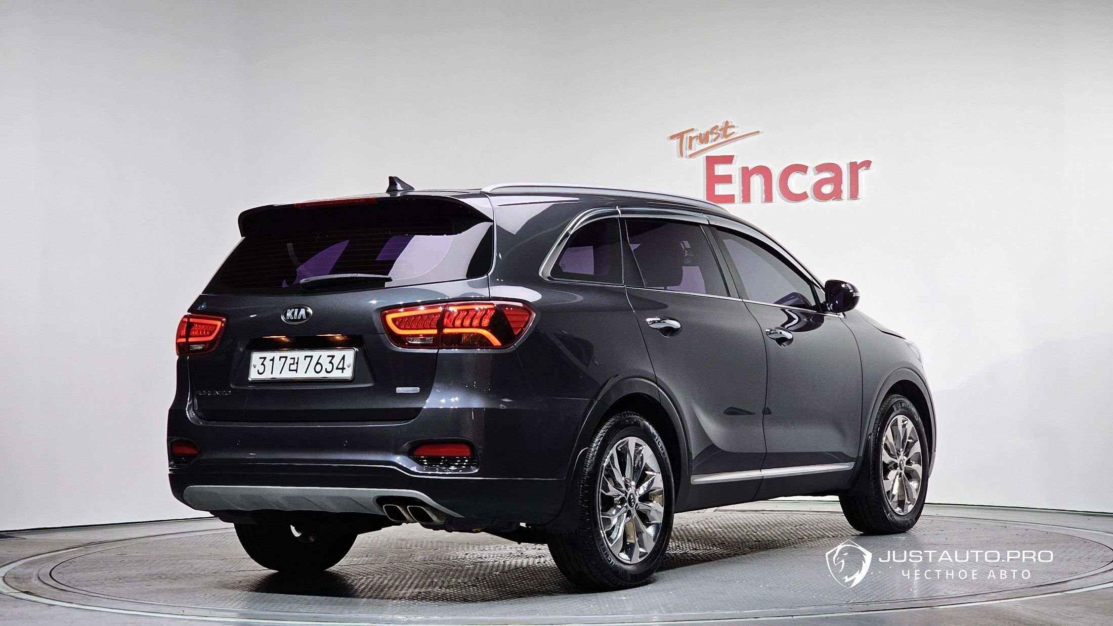 Автомобиль Kia Sorento