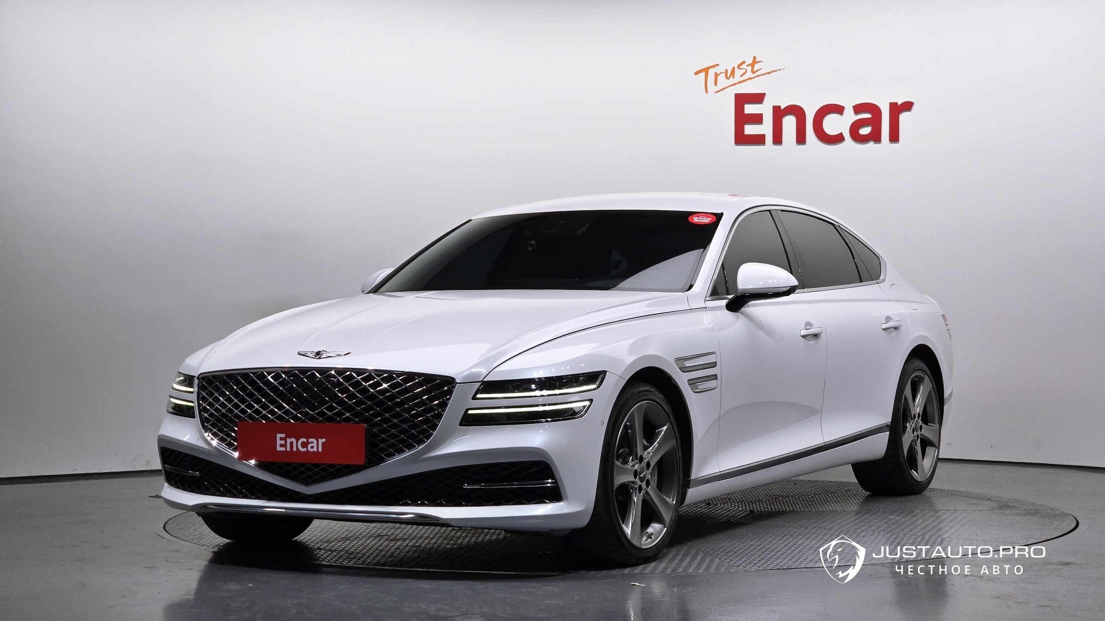Автомобиль Genesis G80