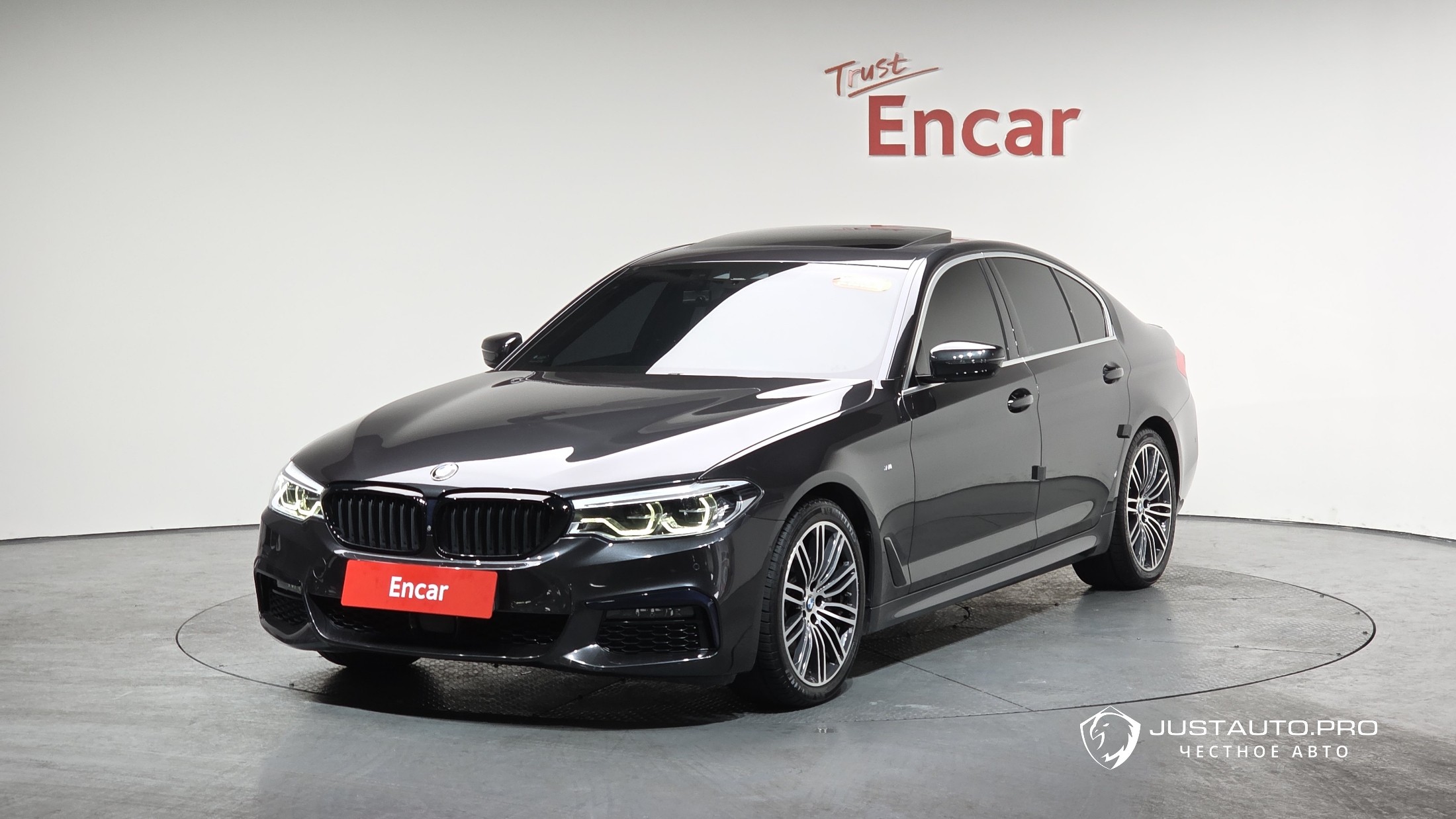 Автомобиль BMW 5-Series