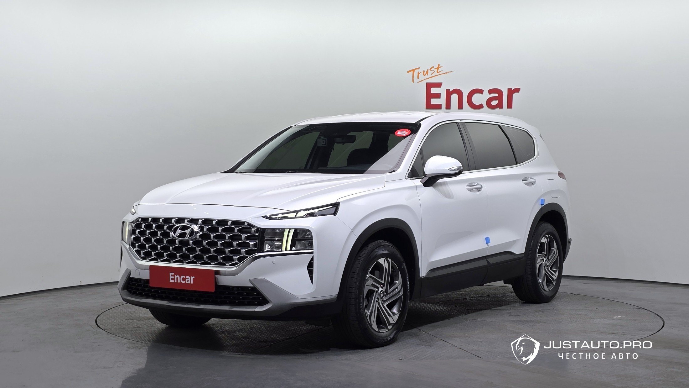 Автомобиль Hyundai Santafe