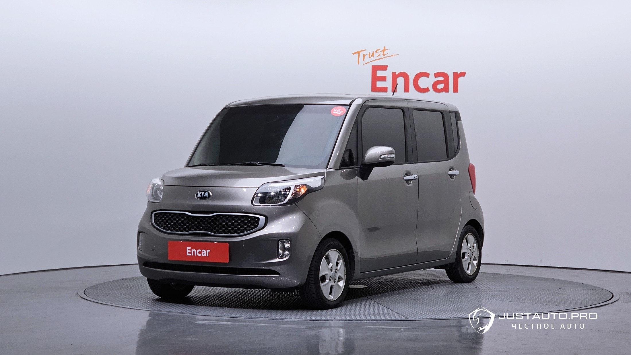 Автомобиль Kia RAY