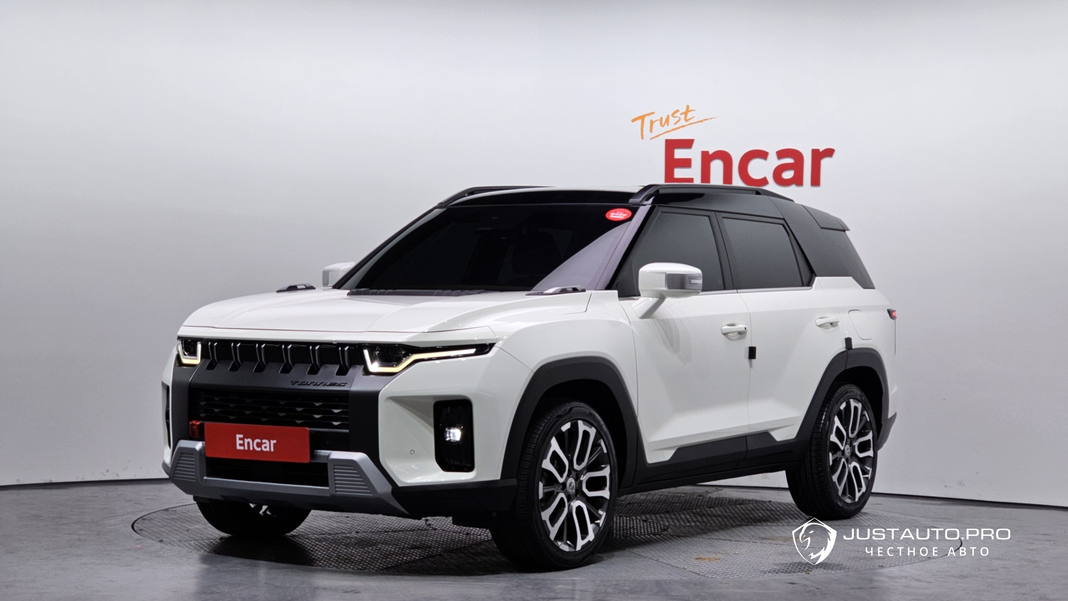Автомобиль KG_Mobility_Ssangyong Torres