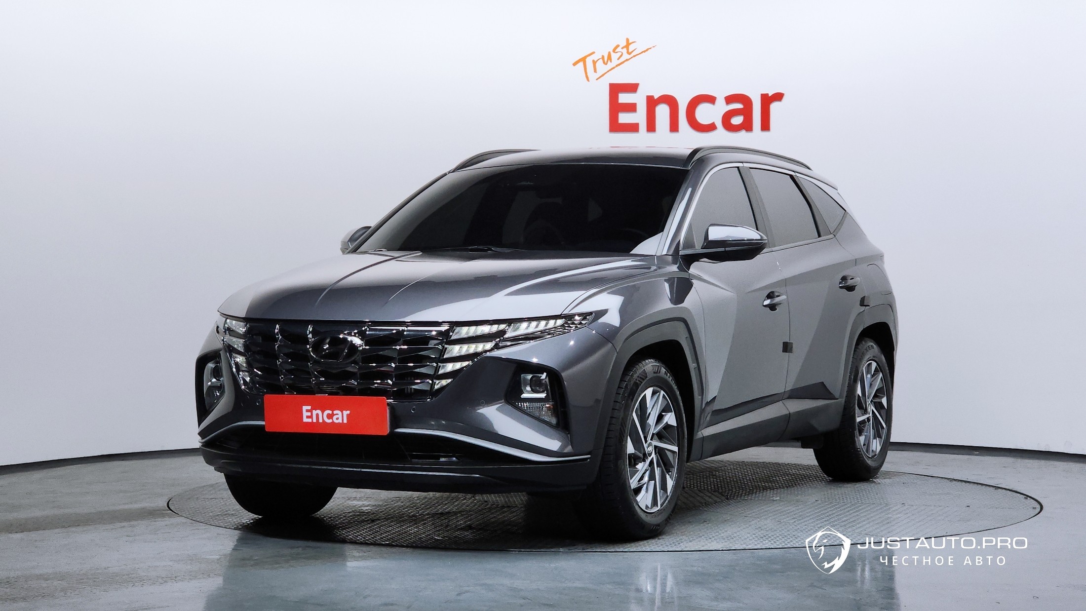 Автомобиль Hyundai Tucson