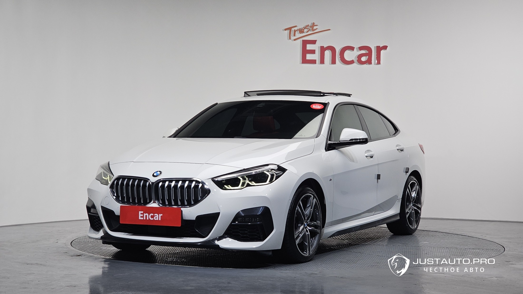 Автомобиль BMW 2-Series