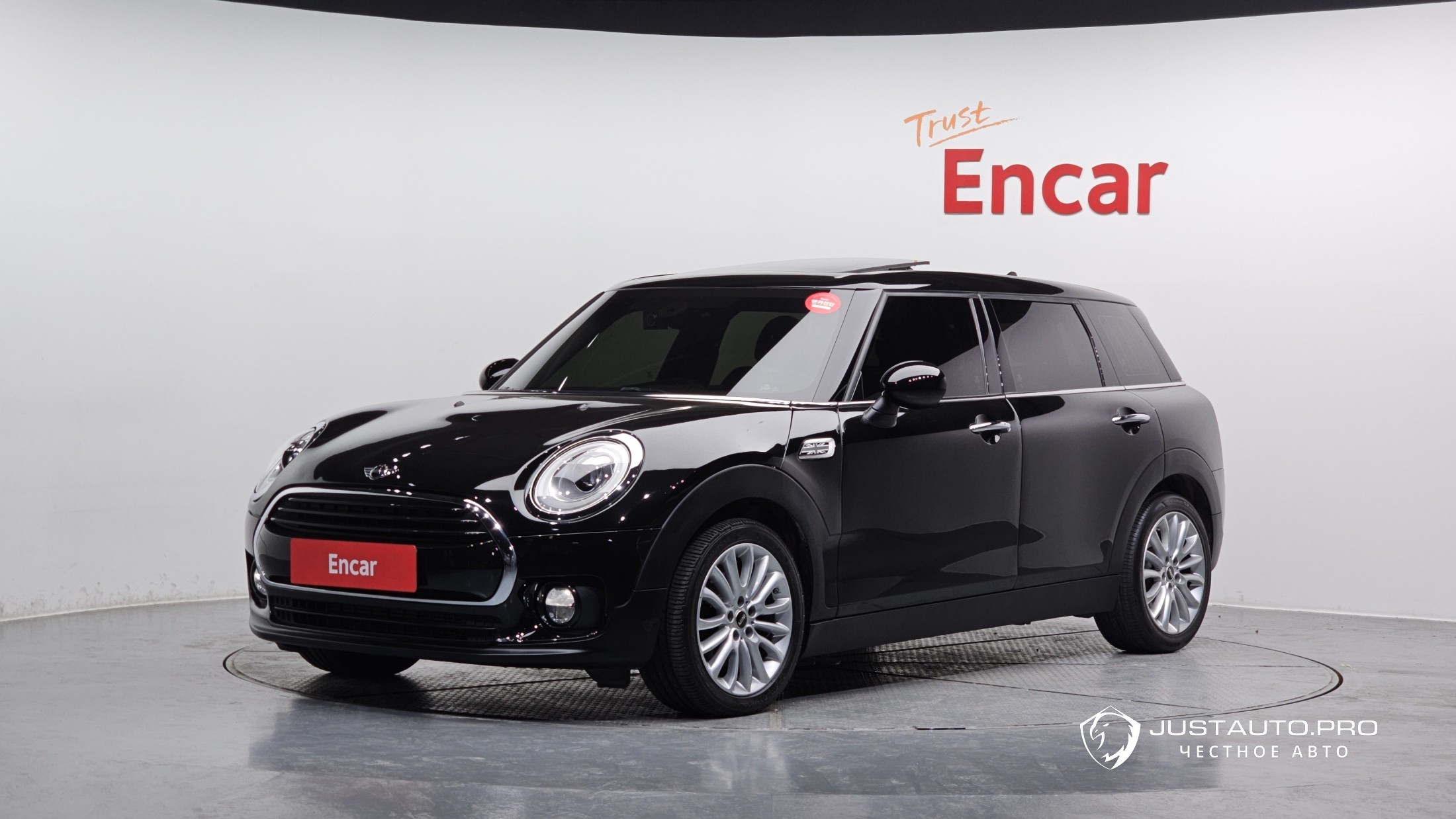 Автомобиль Mini Clubman
