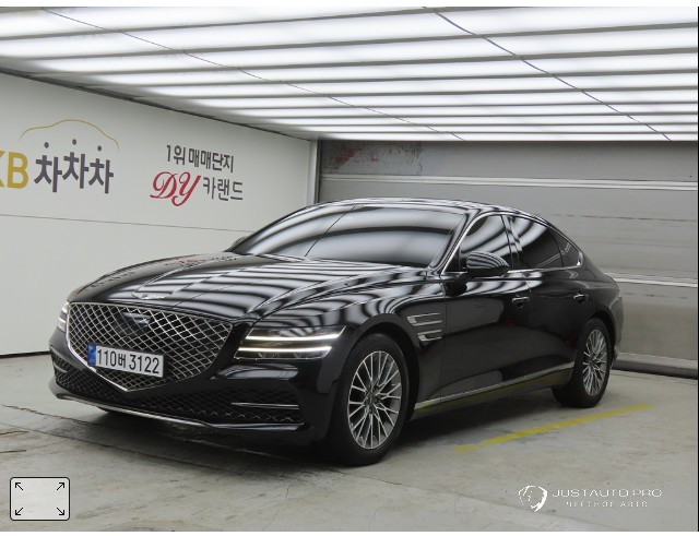 Автомобиль Genesis G80