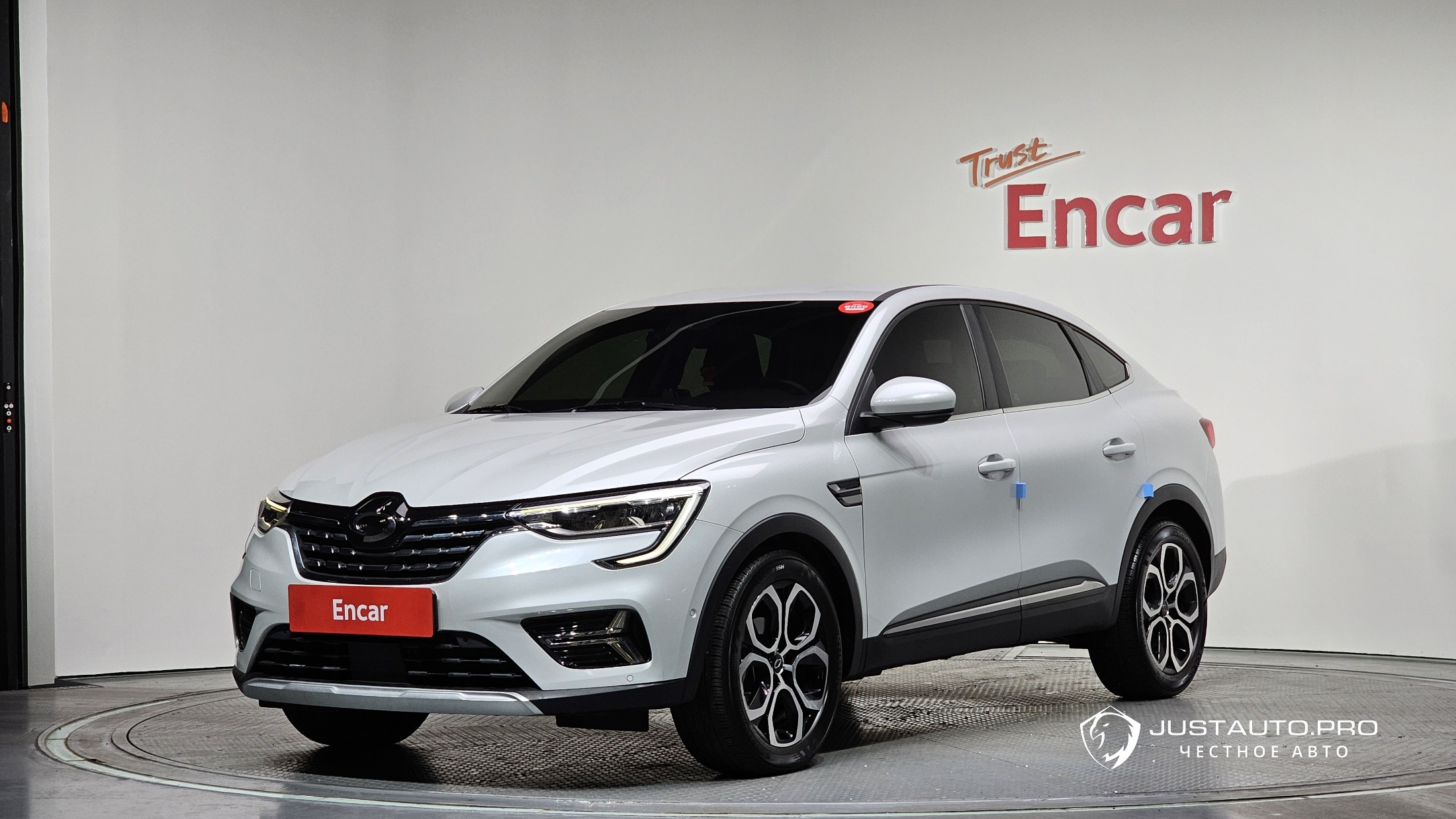 Автомобиль Renault-KoreaSamsung XM3