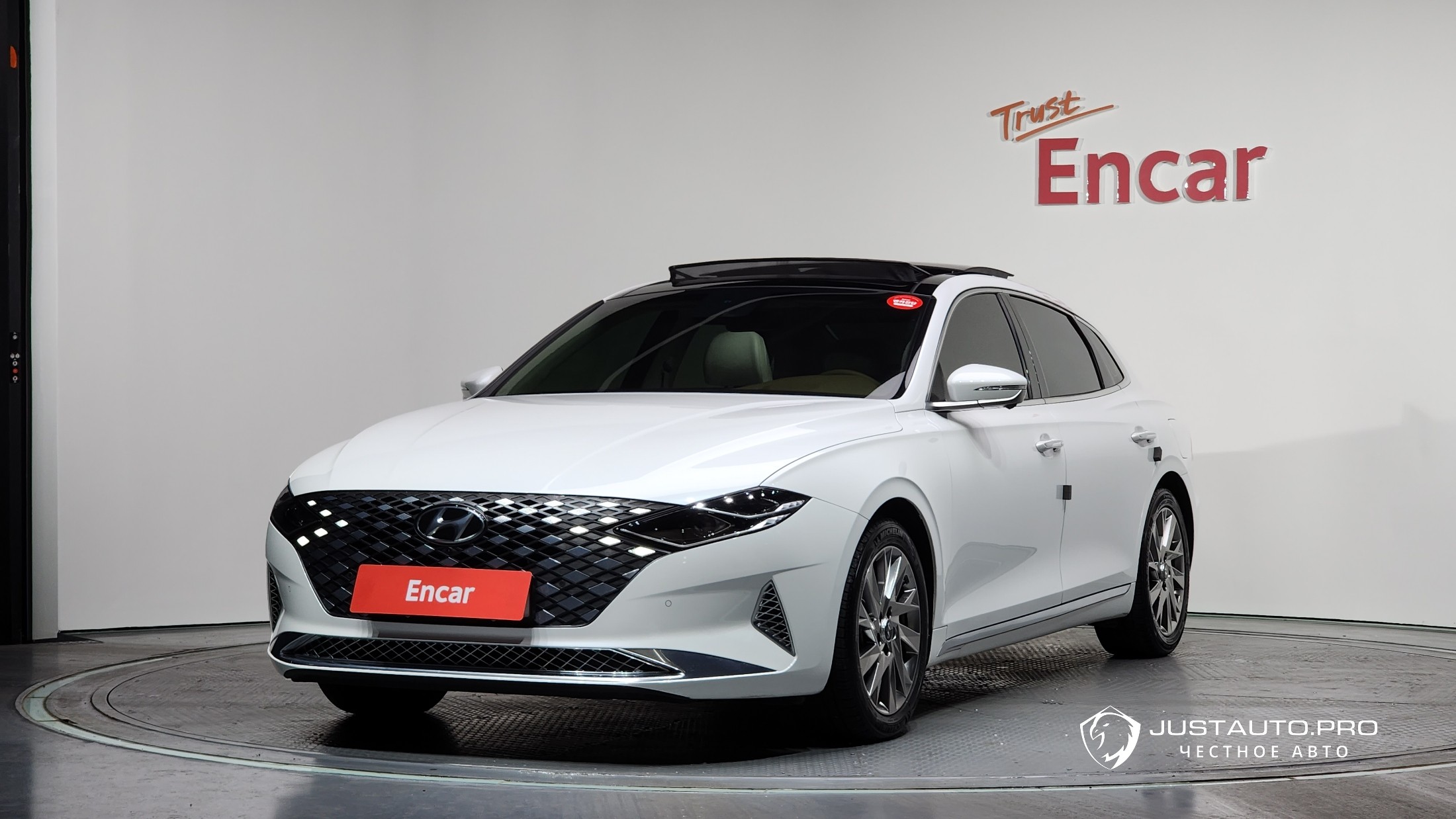 Автомобиль Hyundai Grandeur