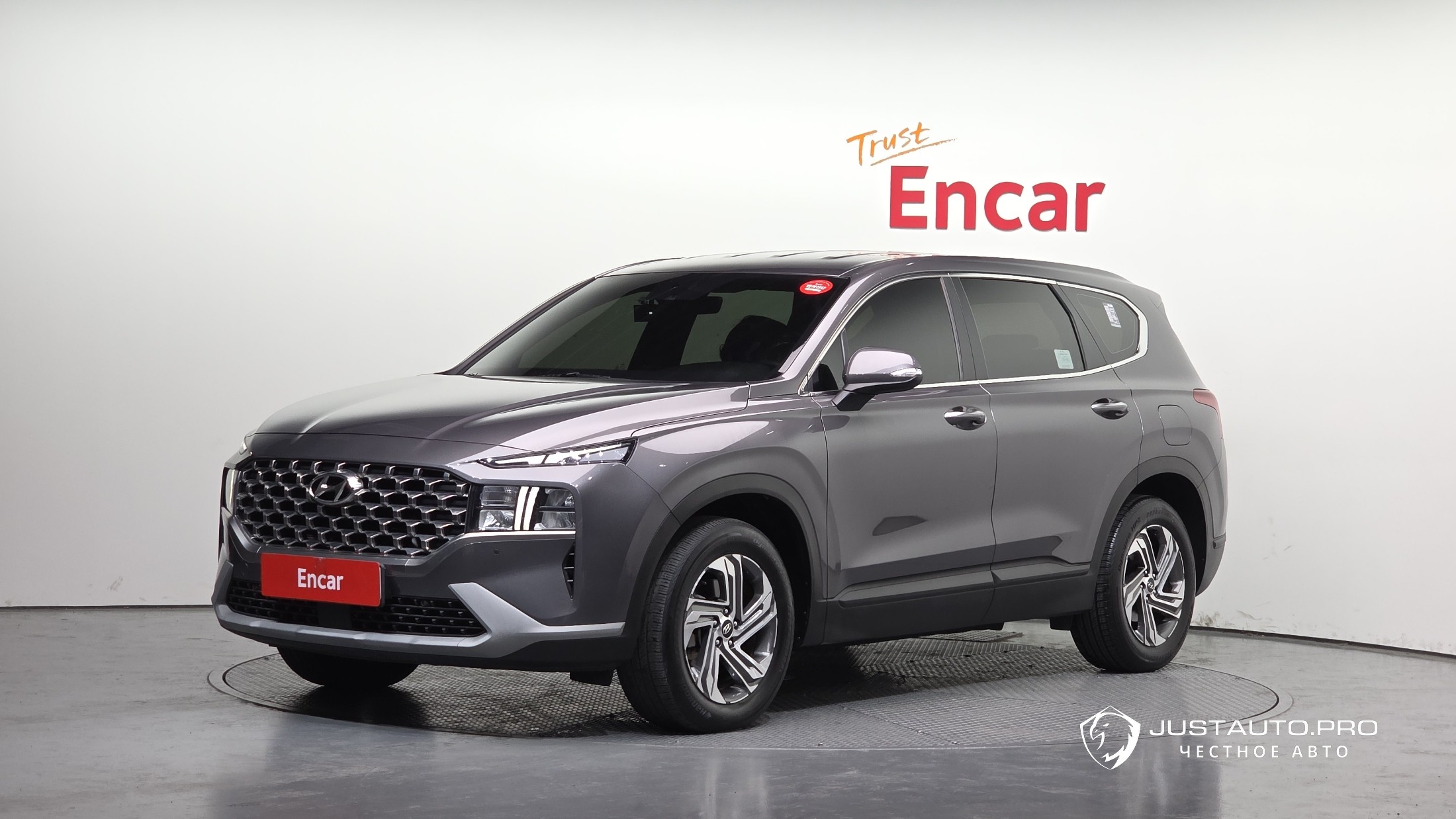 Автомобиль Hyundai Santafe