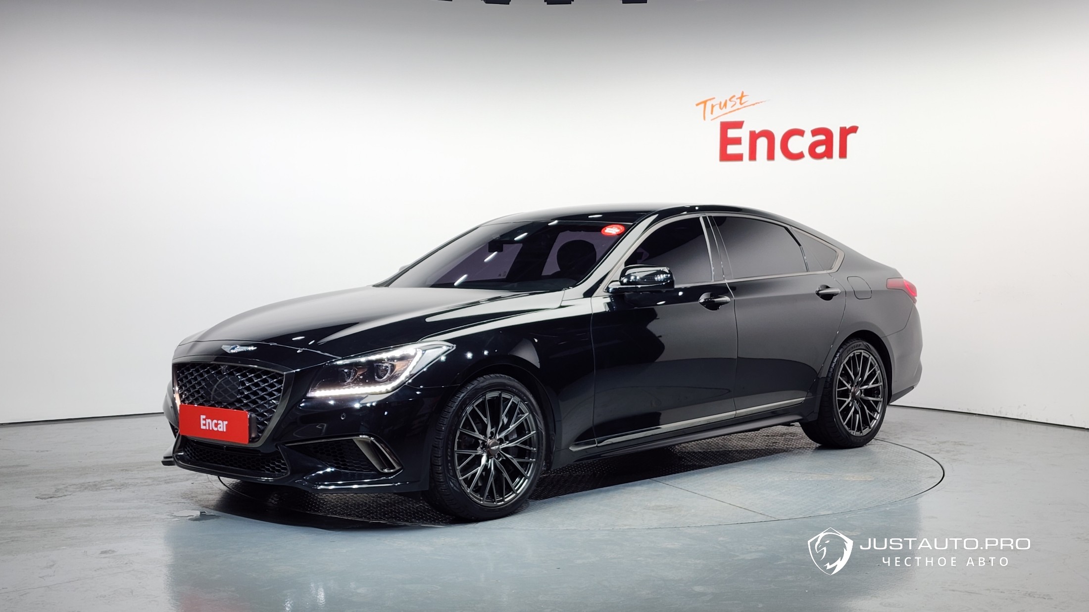 Автомобиль Genesis G80