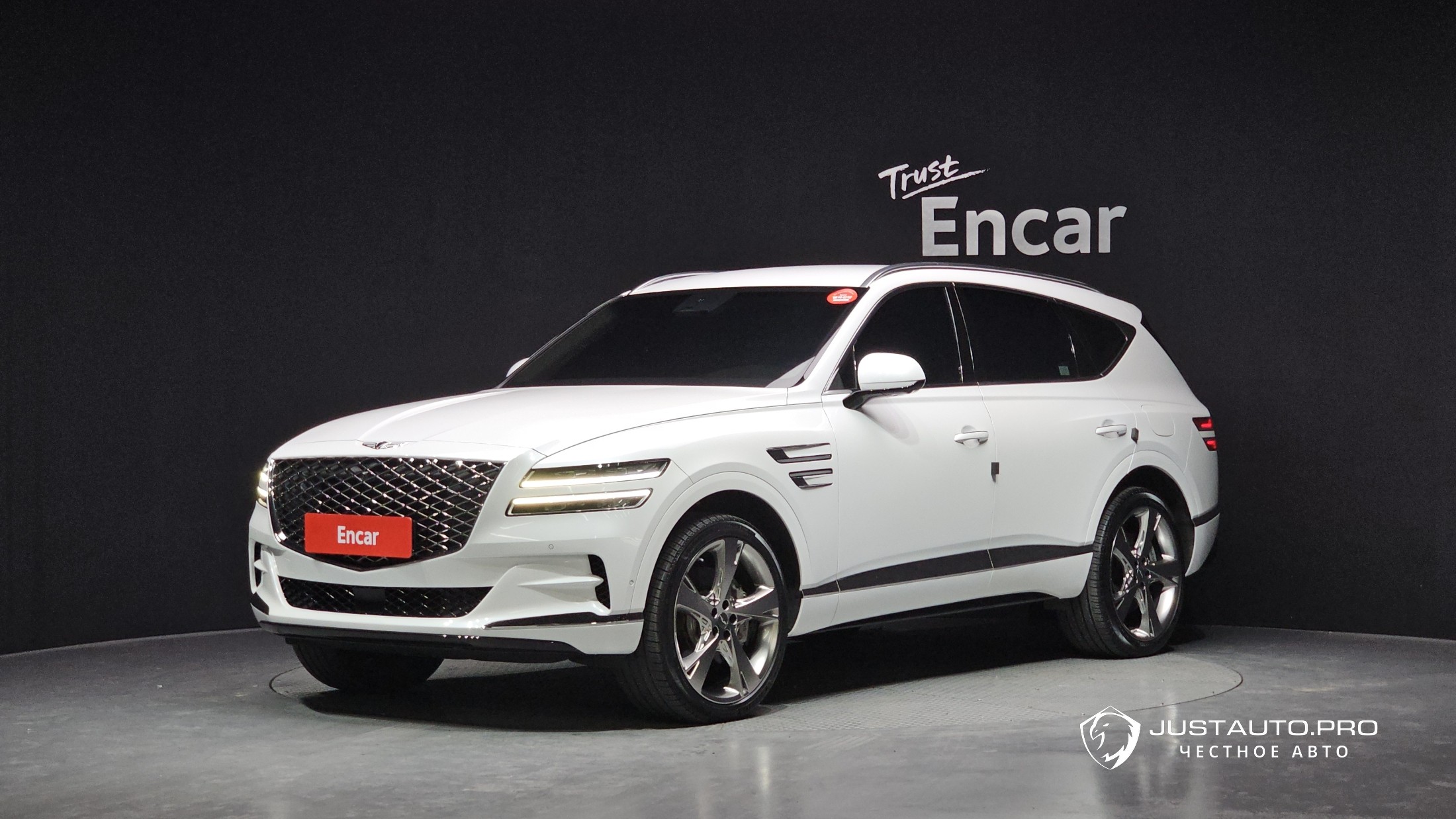 Автомобиль Genesis GV80