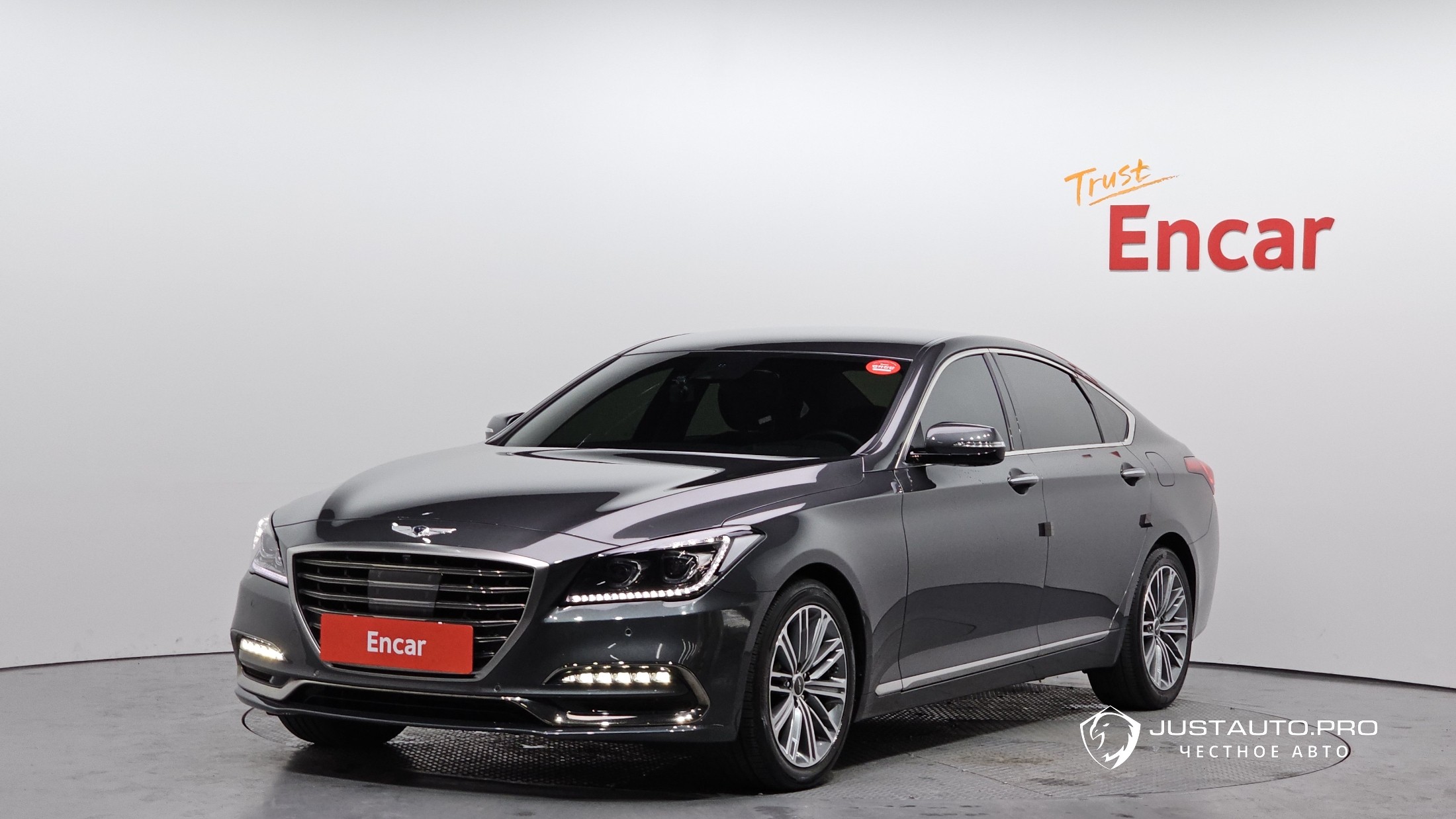 Автомобиль Genesis G80