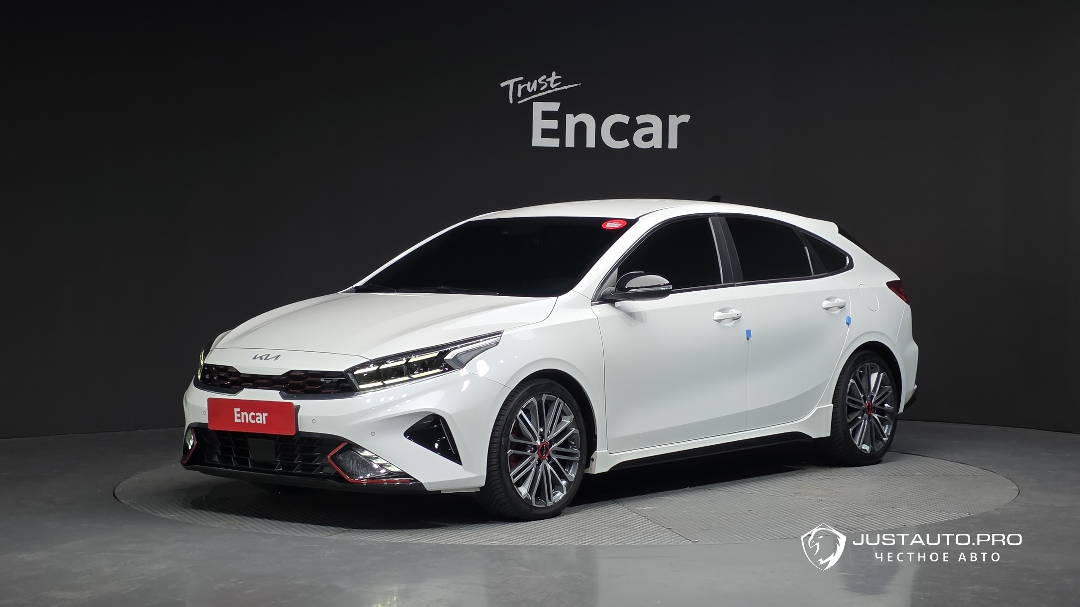 Автомобиль Kia K3