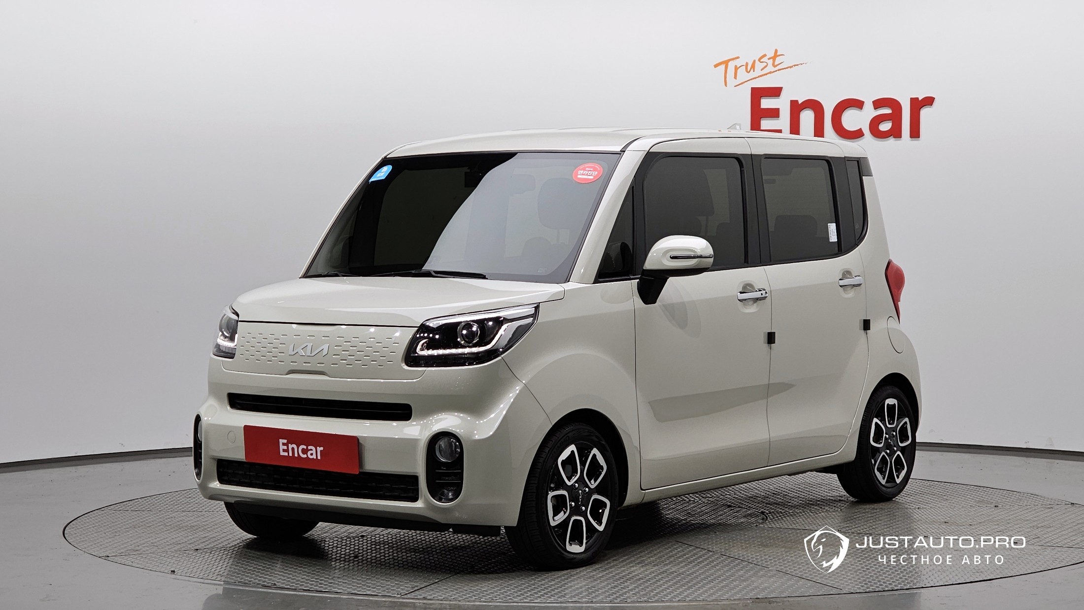 Автомобиль Kia RAY