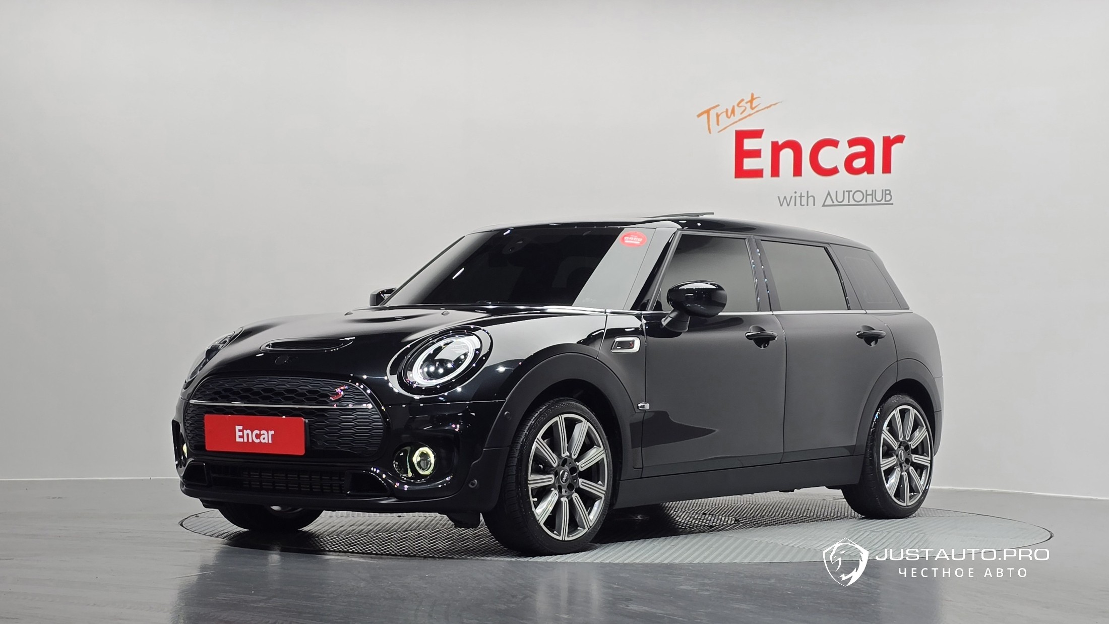 Автомобиль Mini Clubman