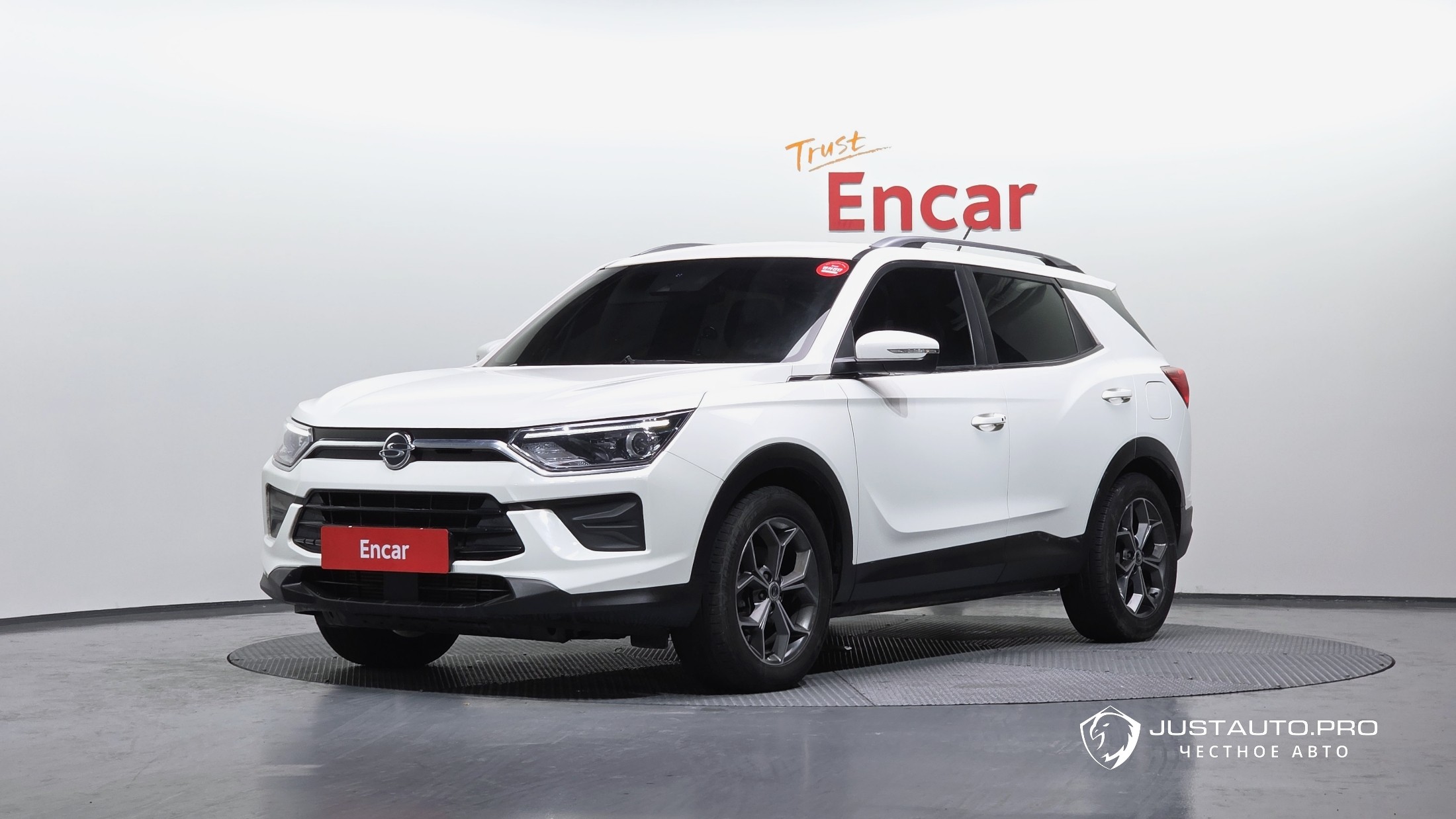 Автомобиль KG_Mobility_Ssangyong KORANDO