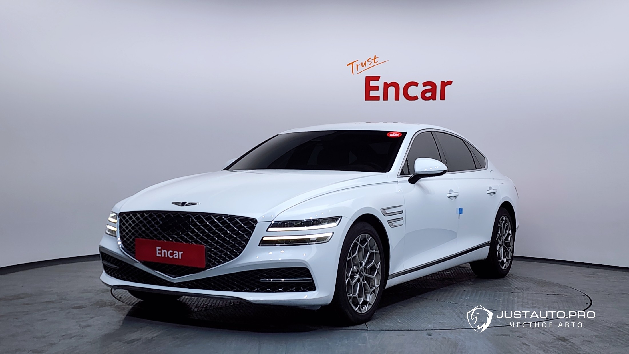 Автомобиль Genesis G80