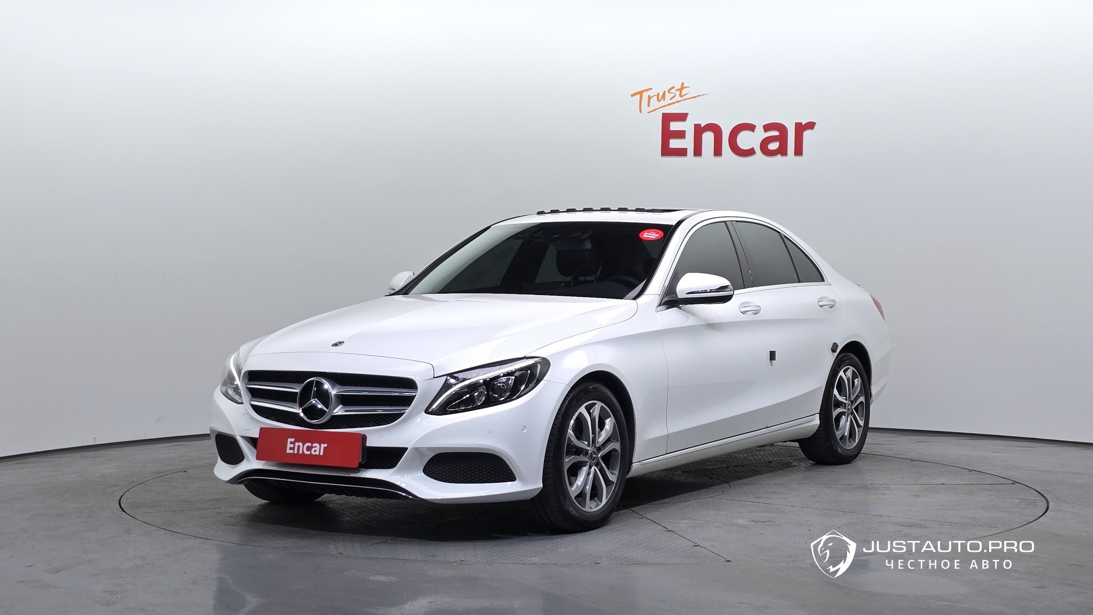 Автомобиль Mercedes-Benz C-Class