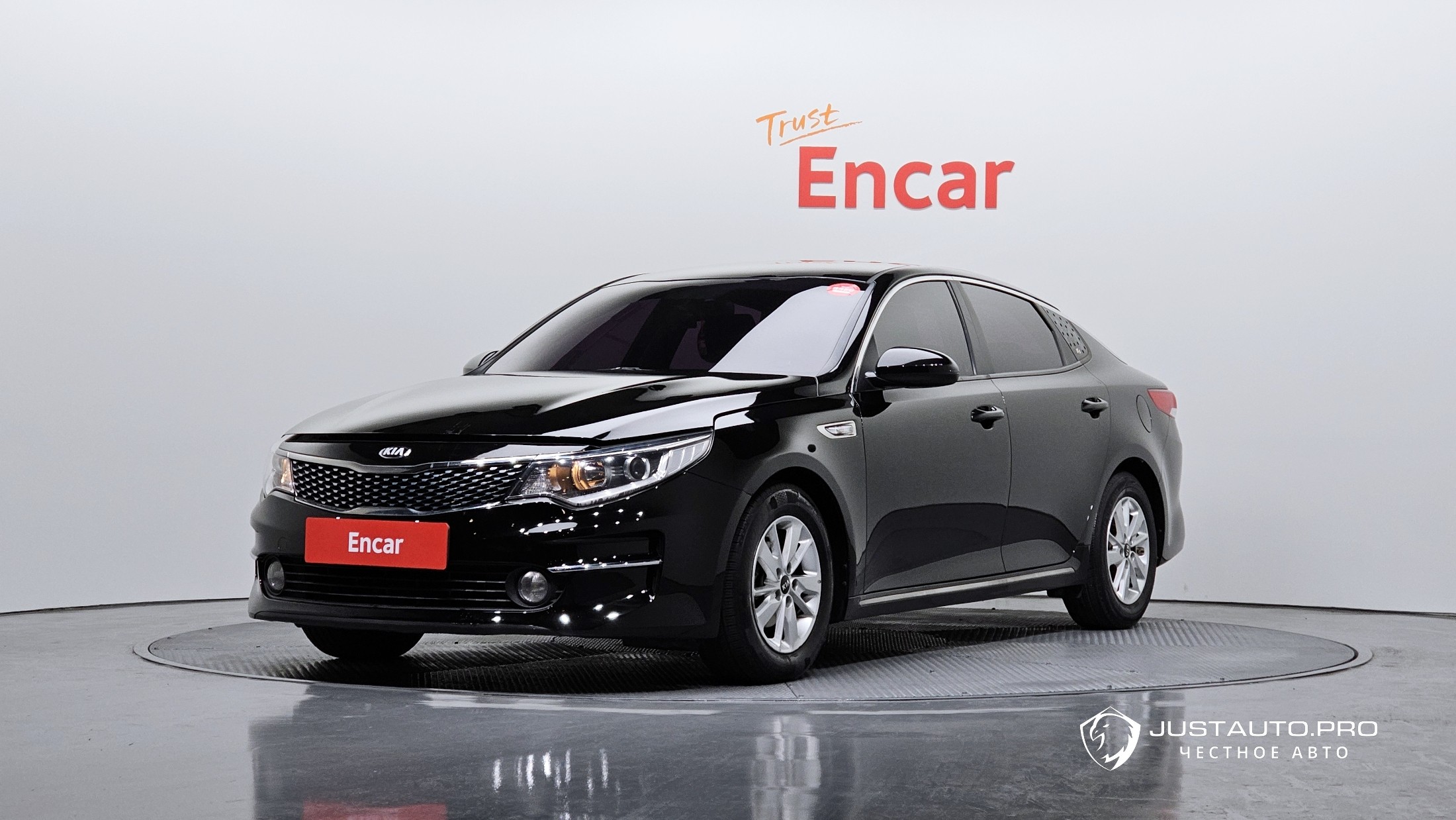 Автомобиль Kia K5