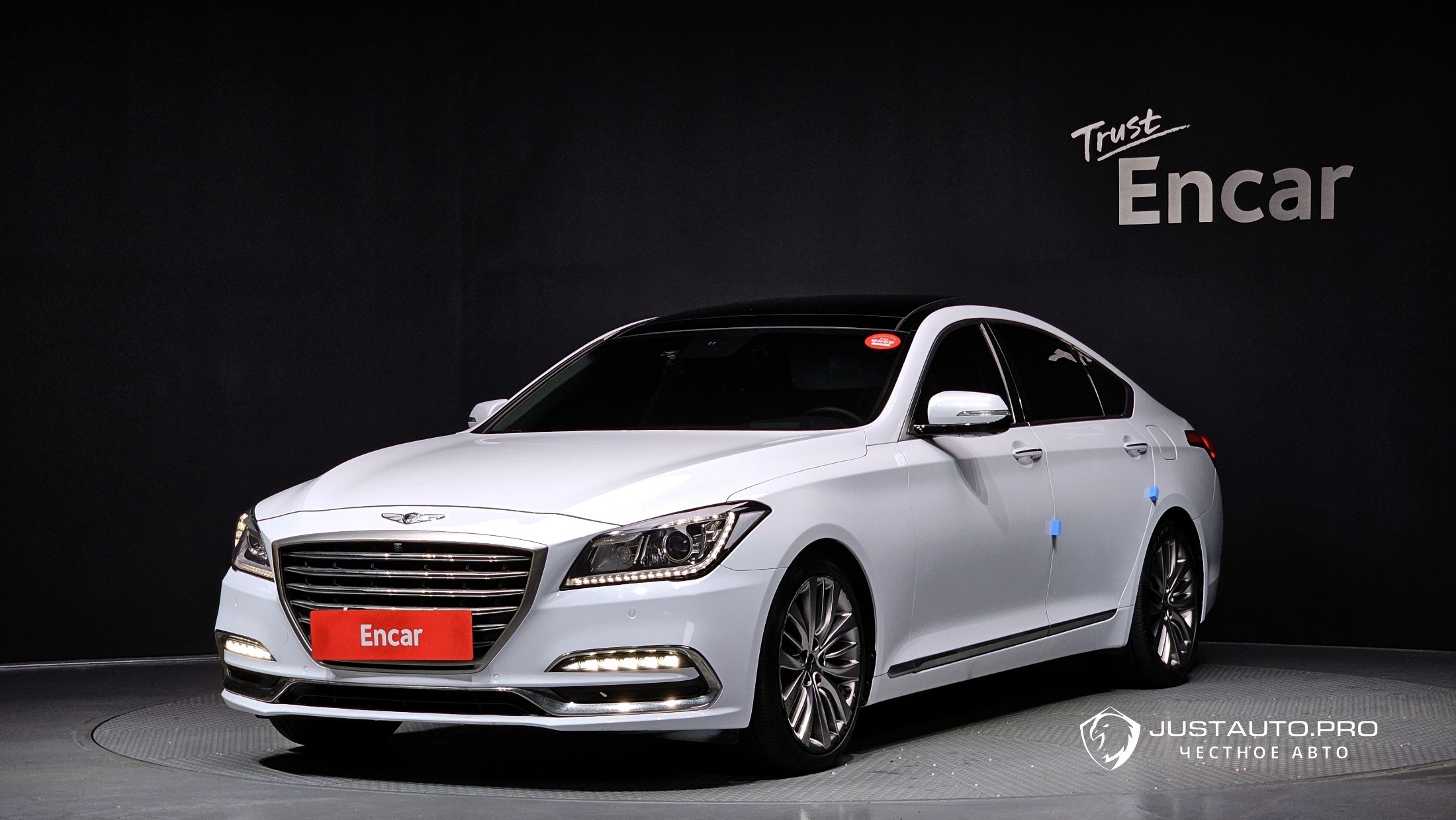 Автомобиль Genesis G80