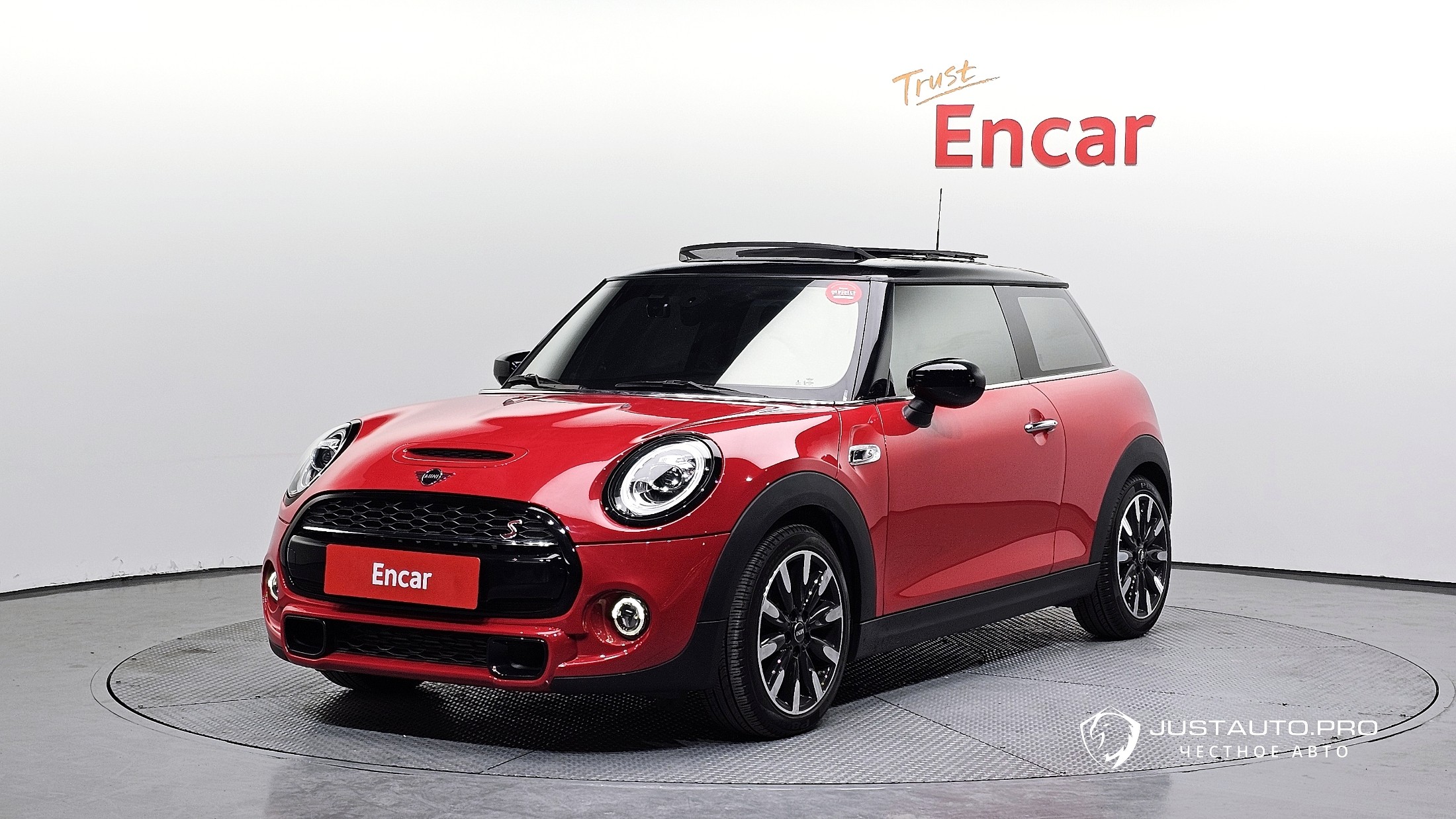 Автомобиль Mini Cooper