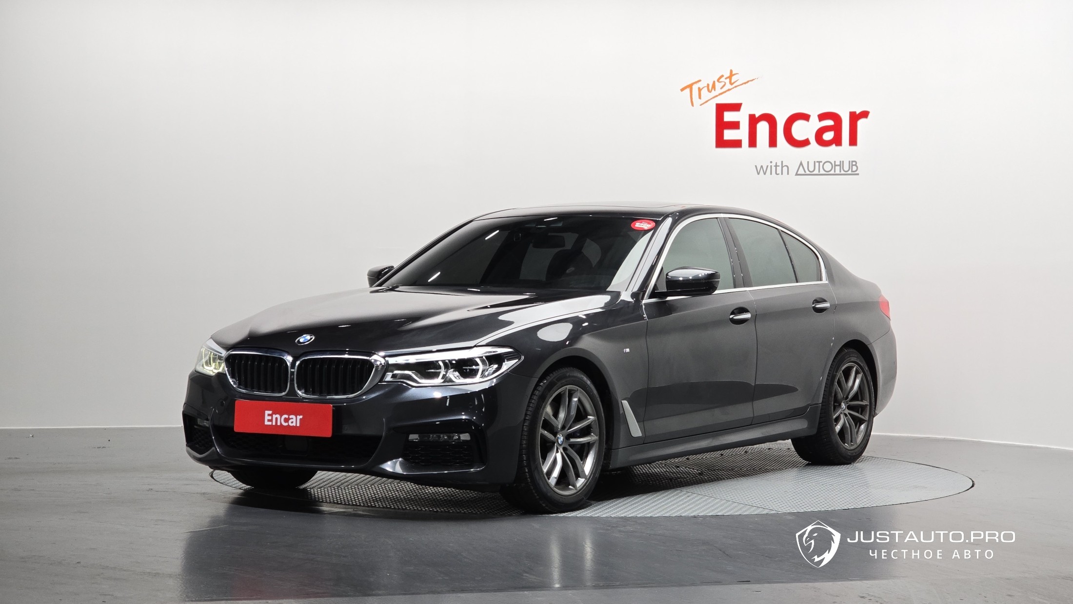 Автомобиль BMW 5-Series