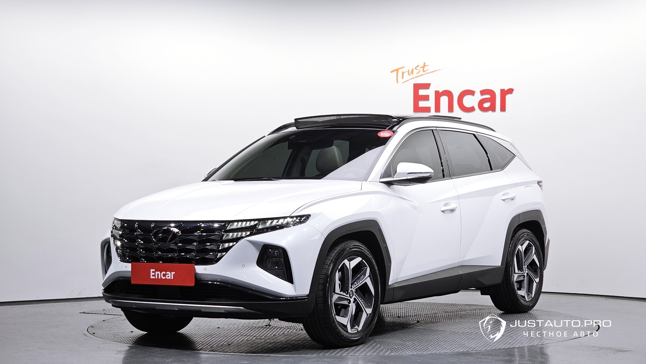 Автомобиль Hyundai Tucson
