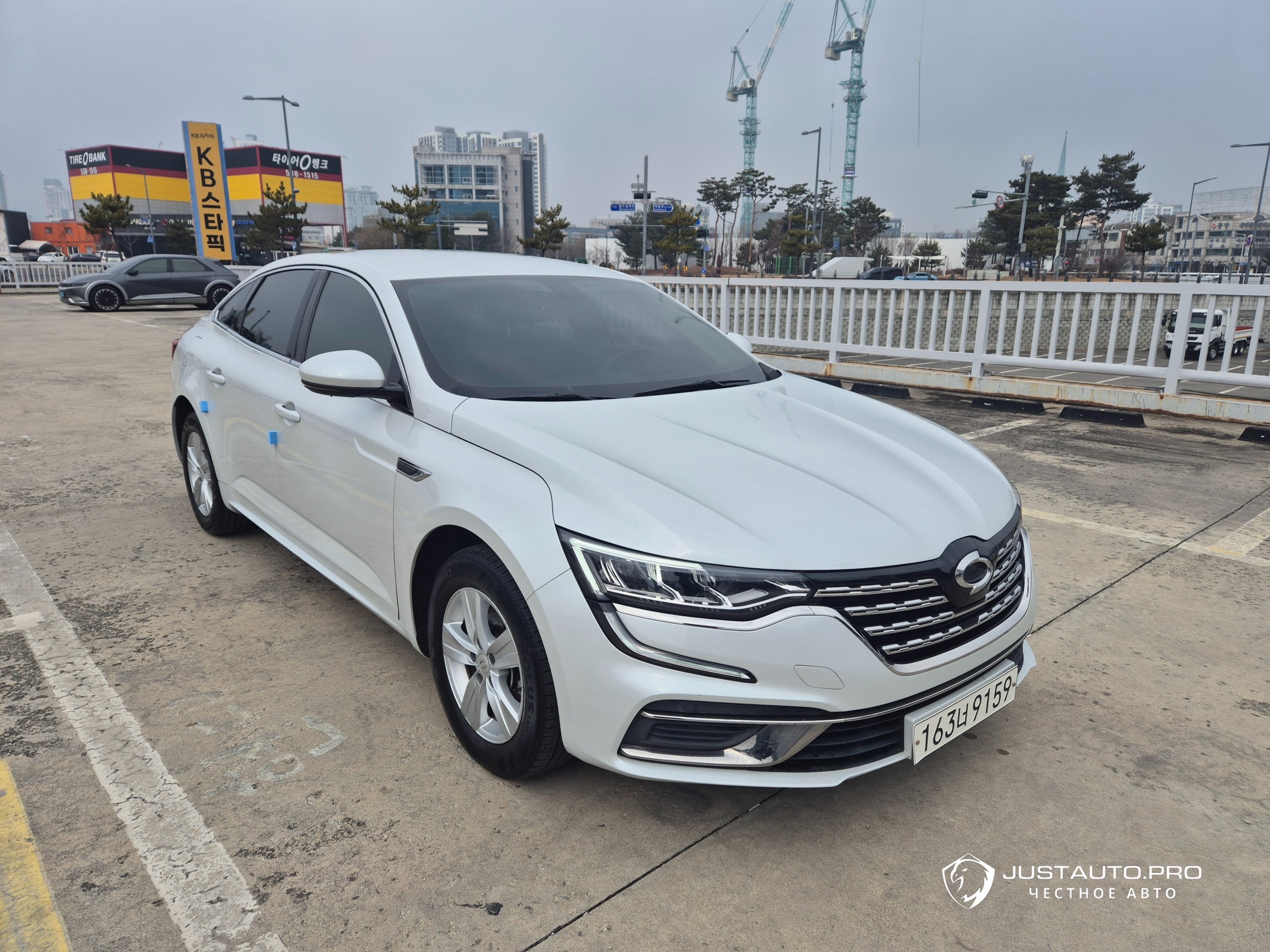 Автомобиль Renault-KoreaSamsung SM6