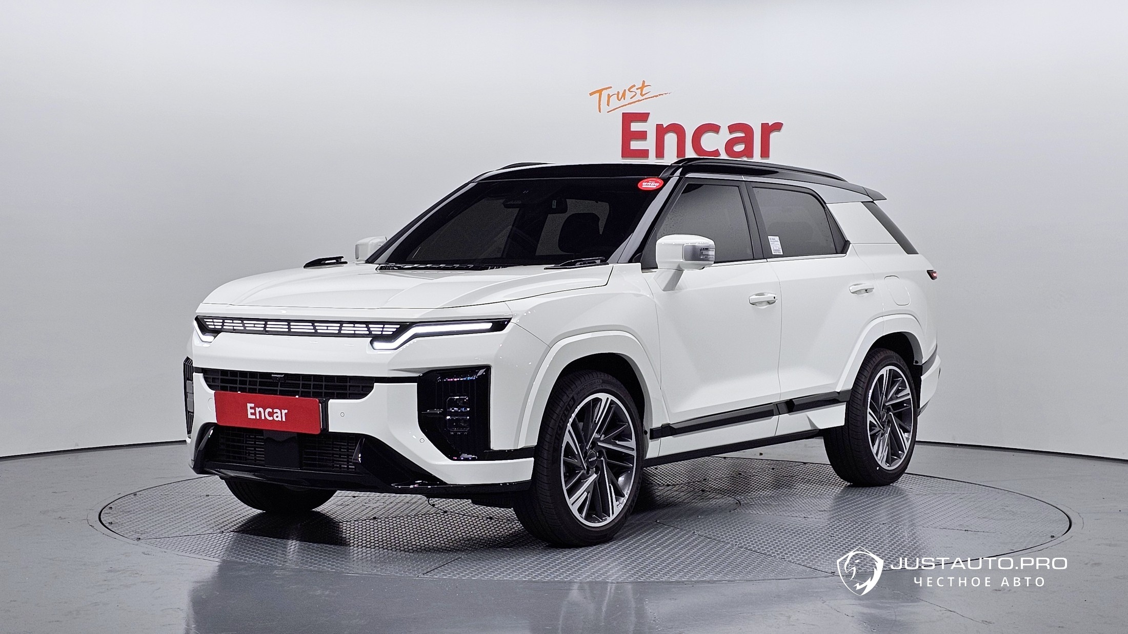 Автомобиль KG_Mobility_Ssangyong Actyon