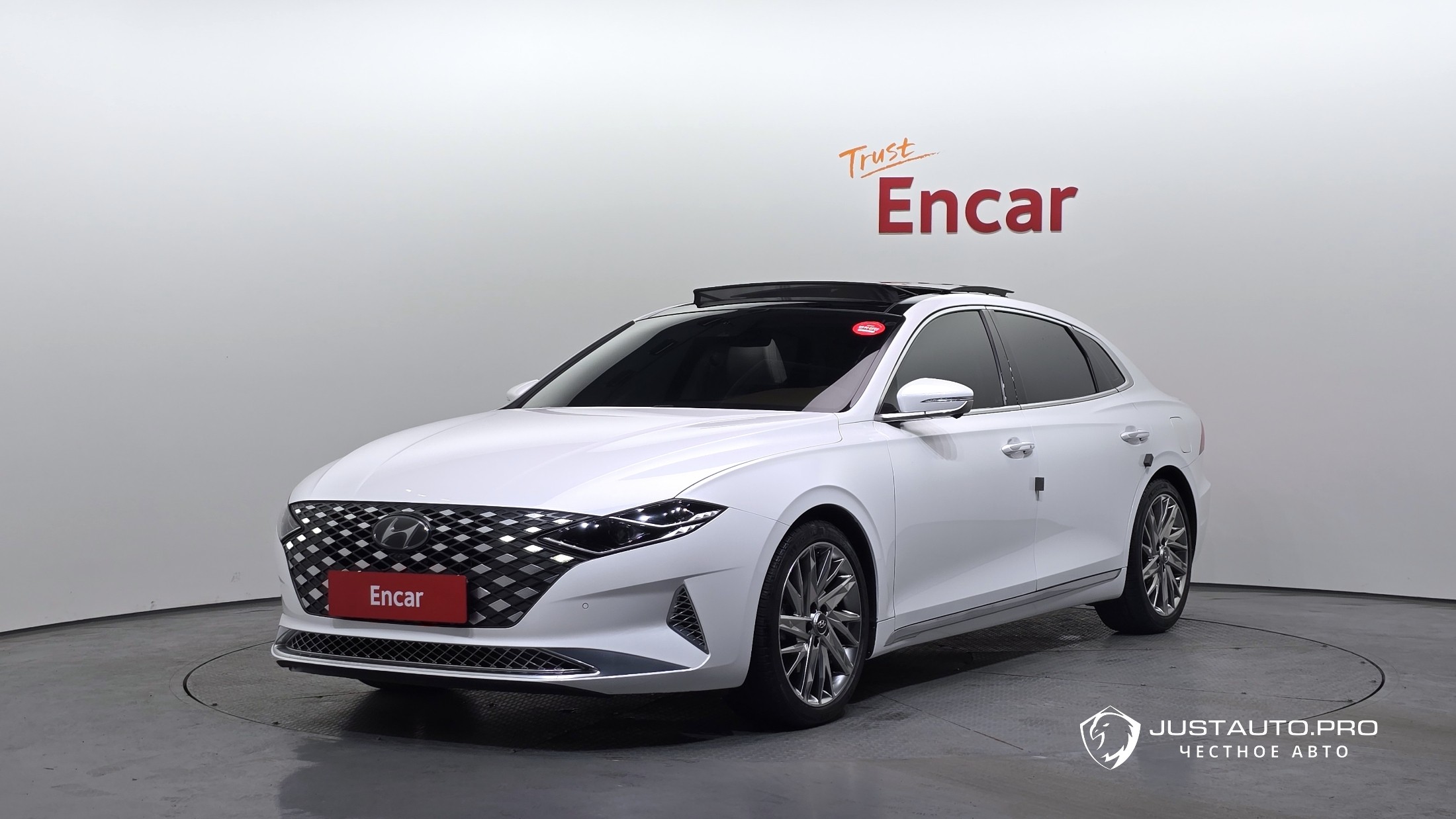 Автомобиль Hyundai Grandeur