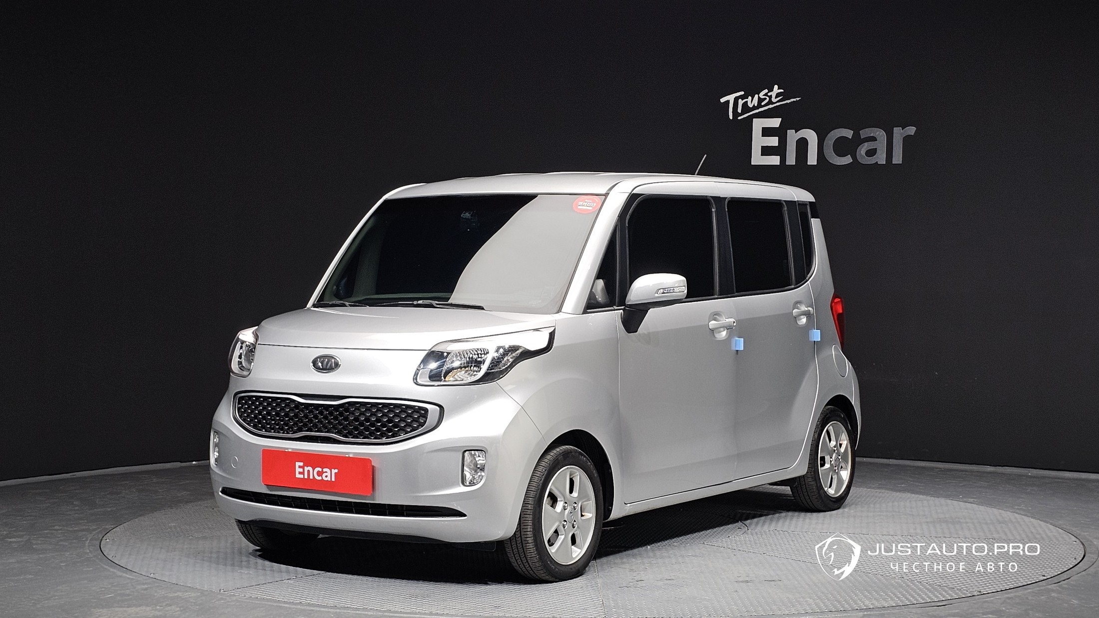 Автомобиль Kia RAY