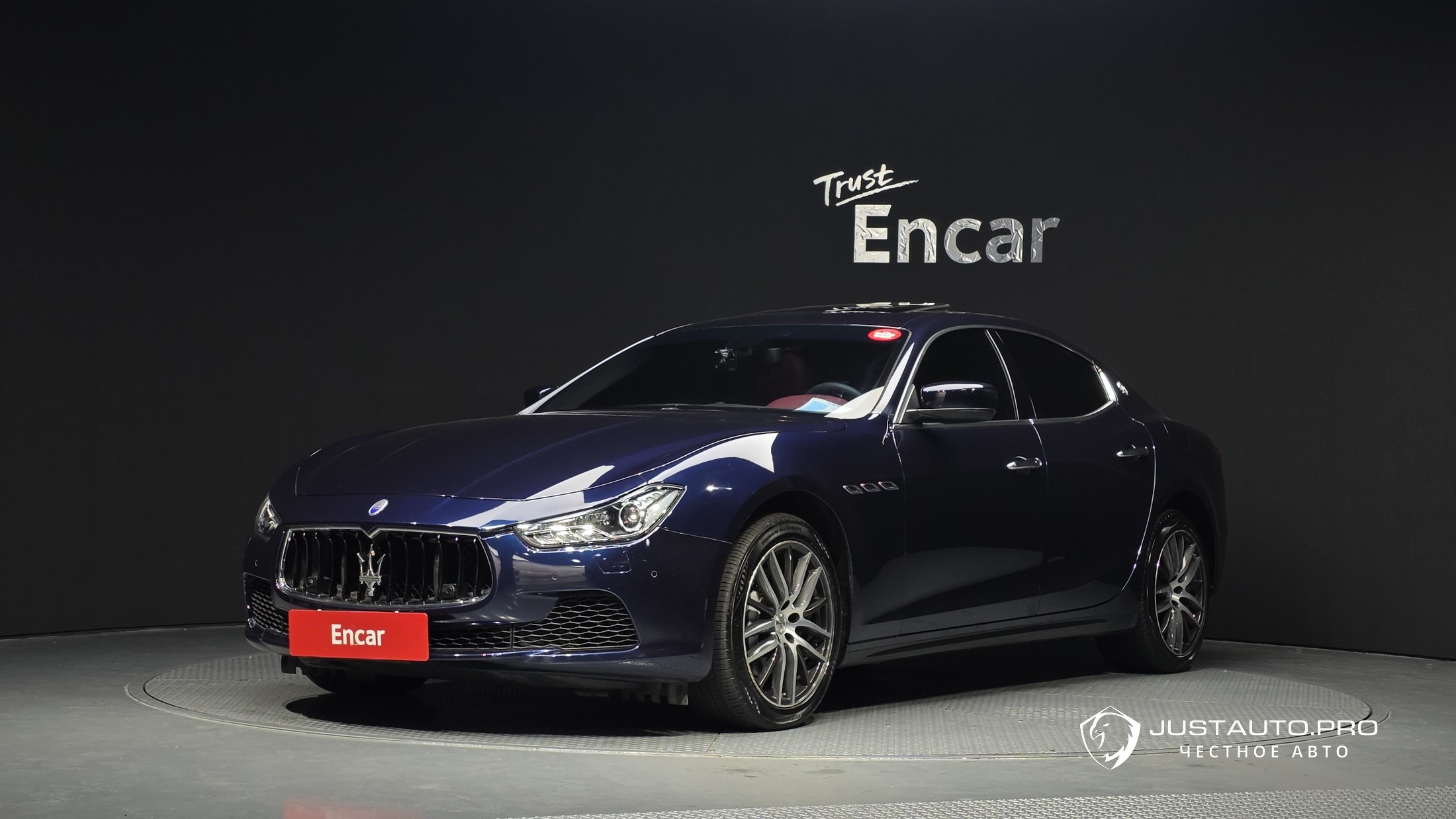 Автомобиль Maserati Ghibli