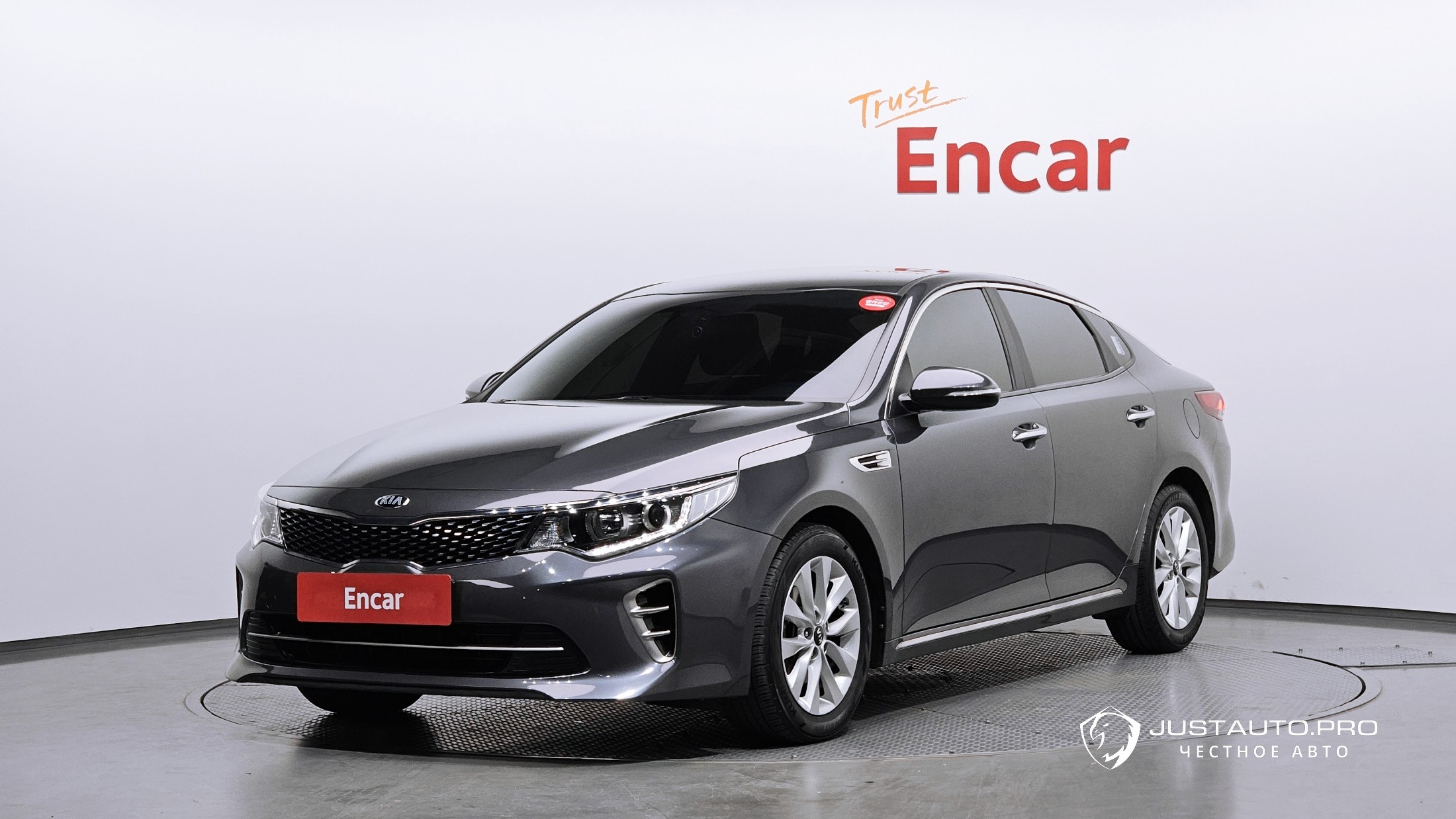 Автомобиль Kia K5