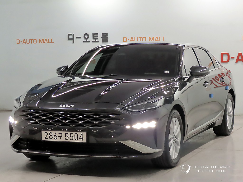 Автомобиль Kia K8