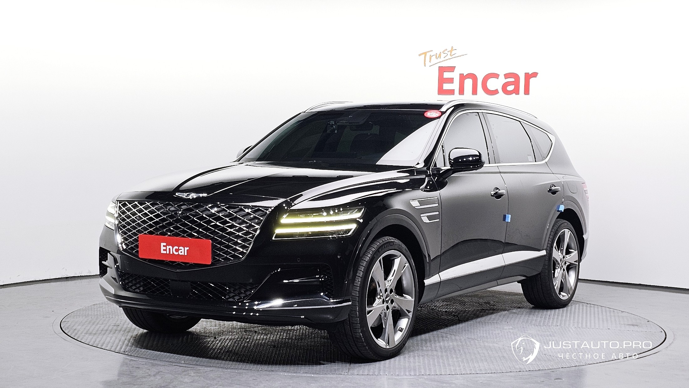 Автомобиль Genesis GV80