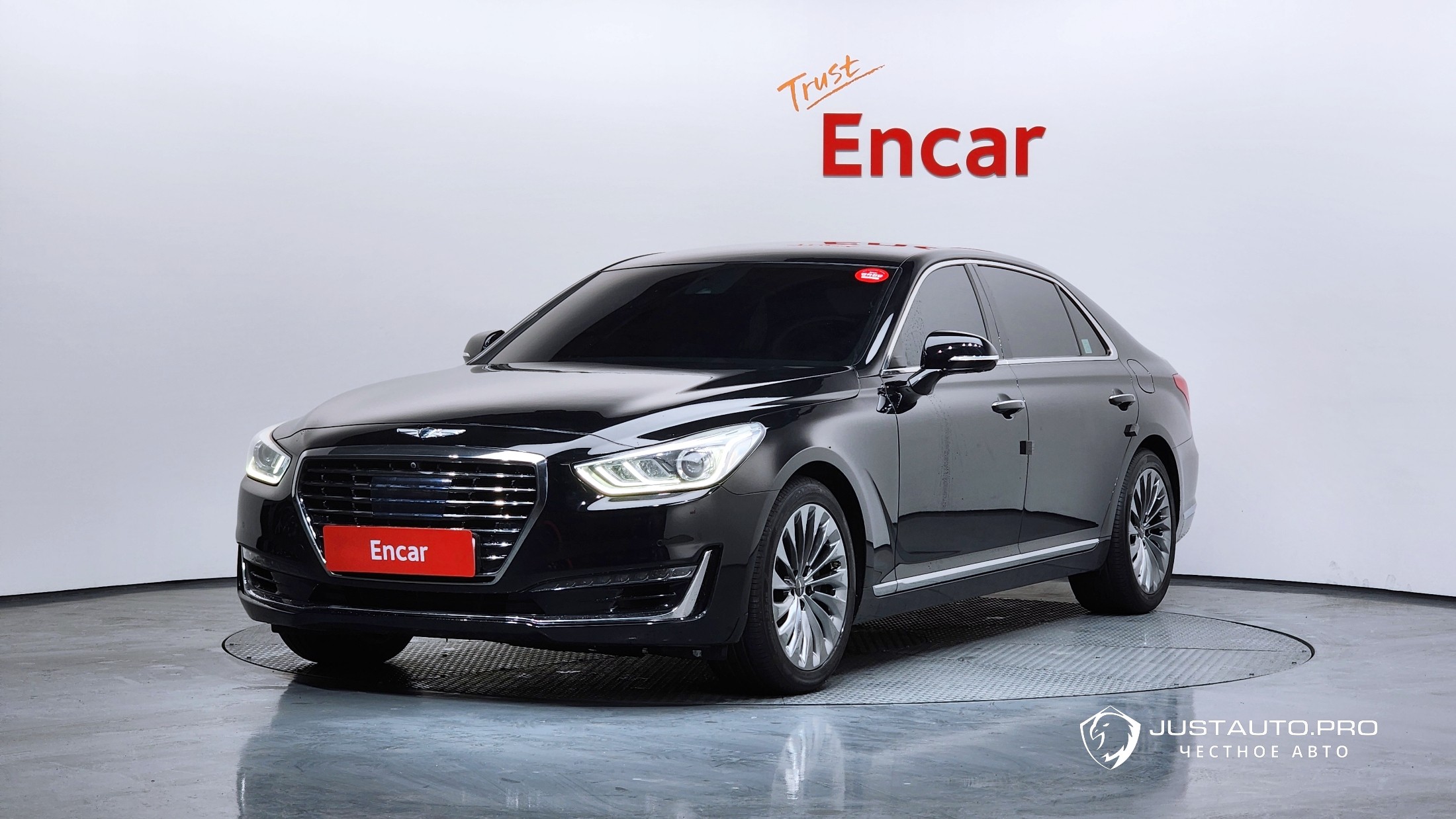 Автомобиль Genesis EQ900