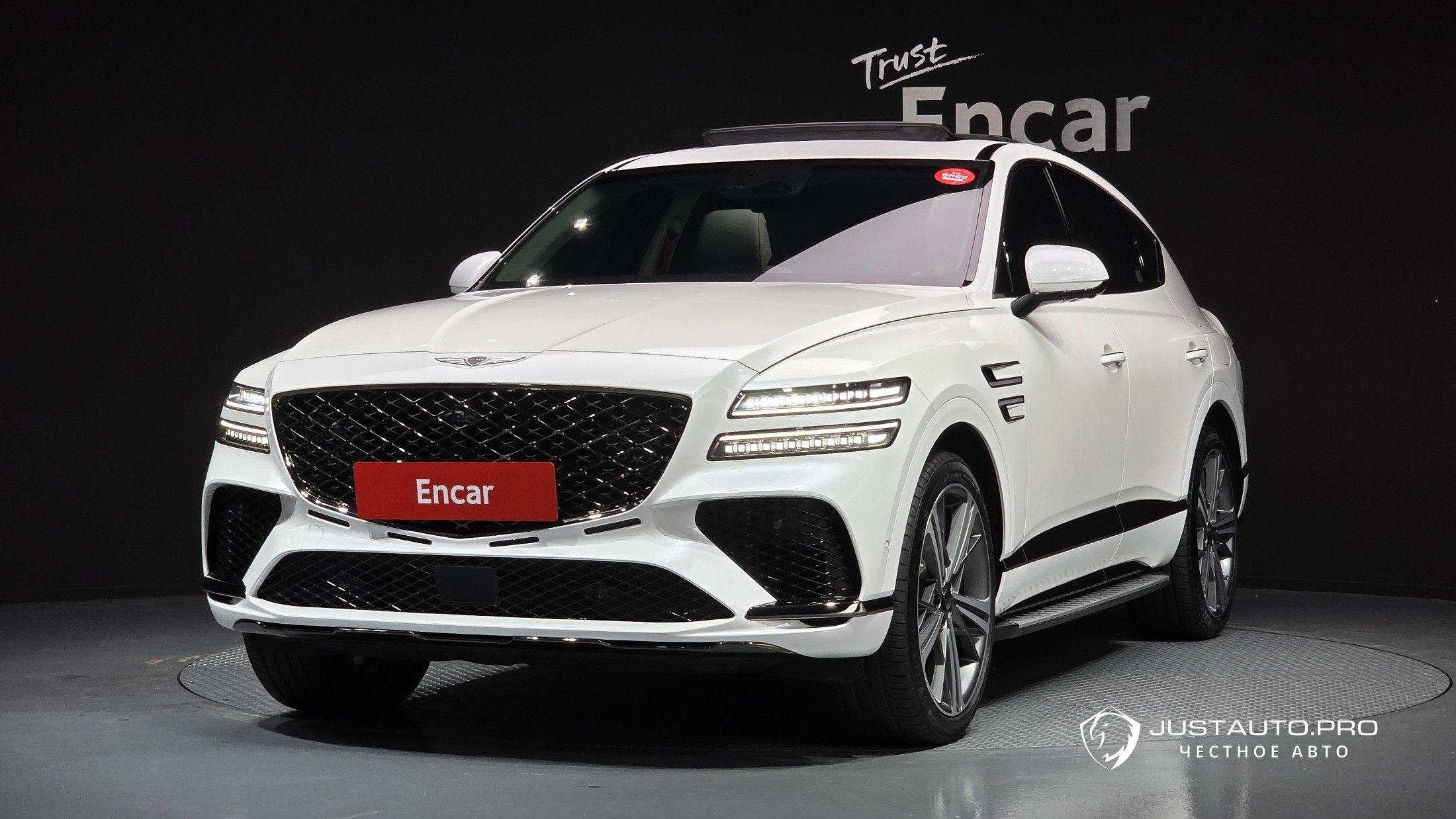 Автомобиль Genesis GV80