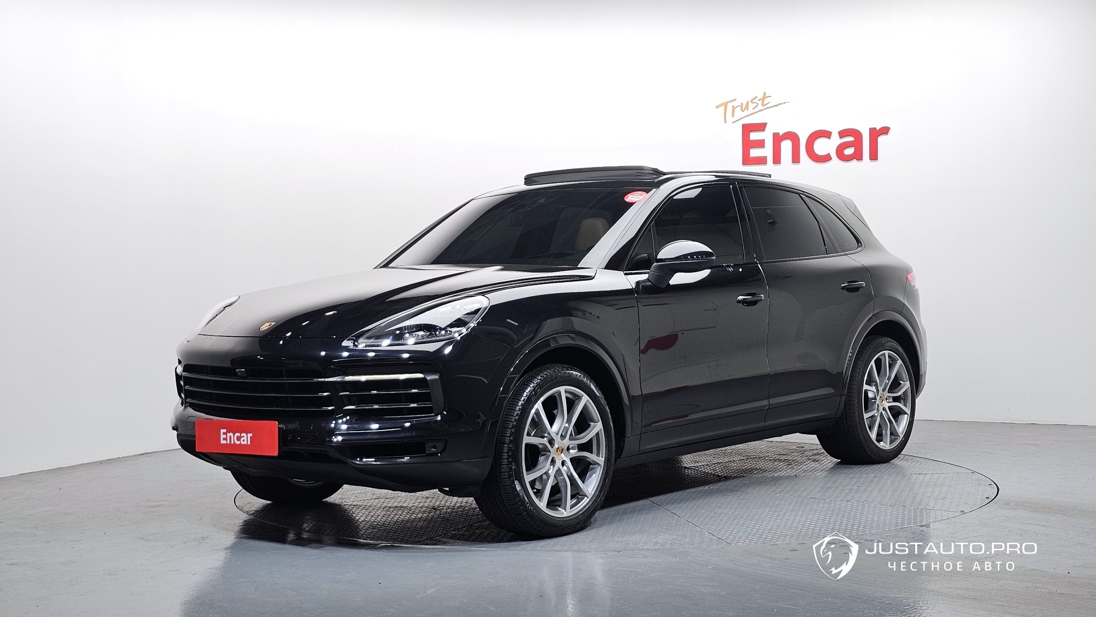 Автомобиль Porsche Cayenne
