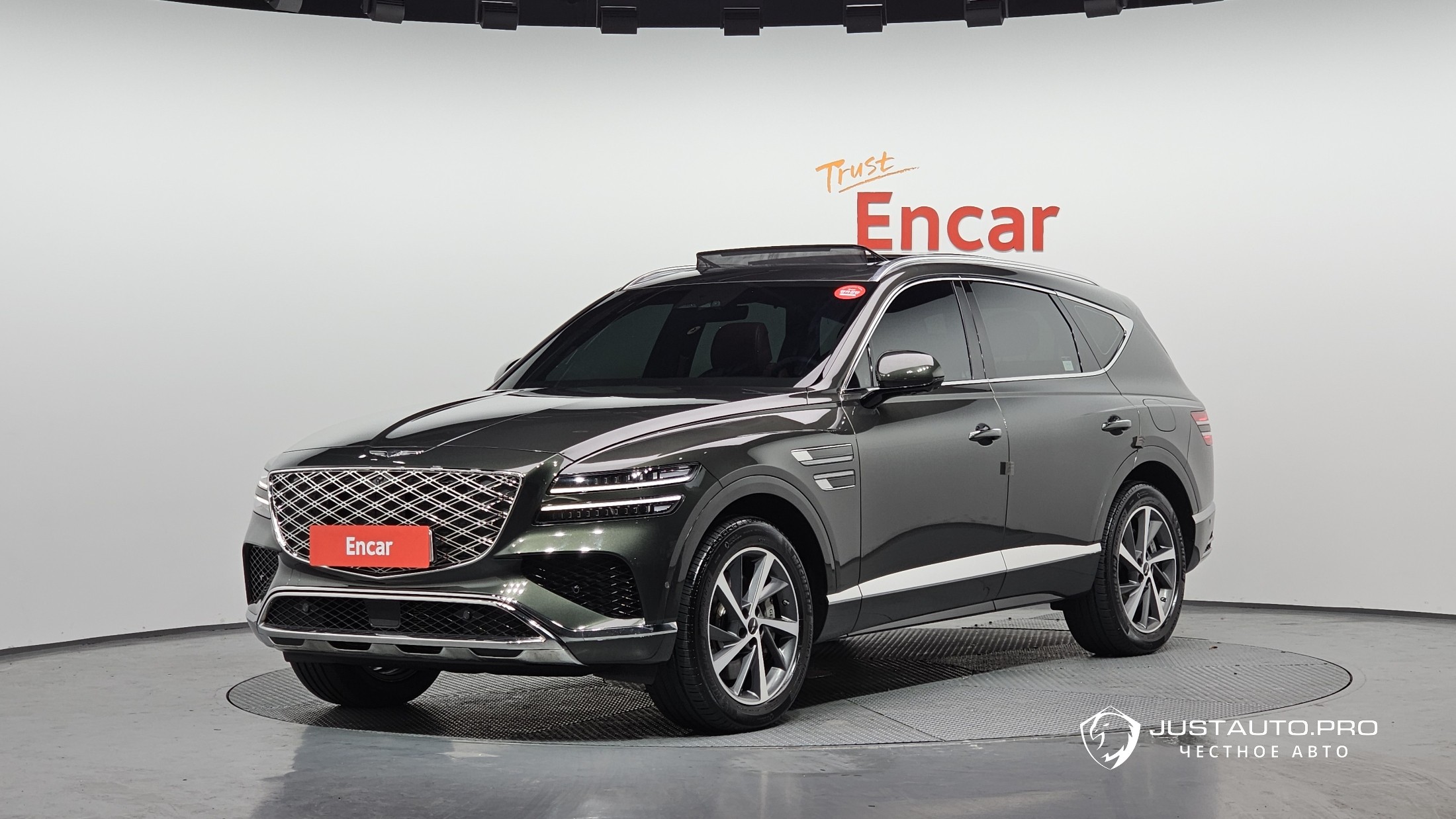 Автомобиль Genesis GV80