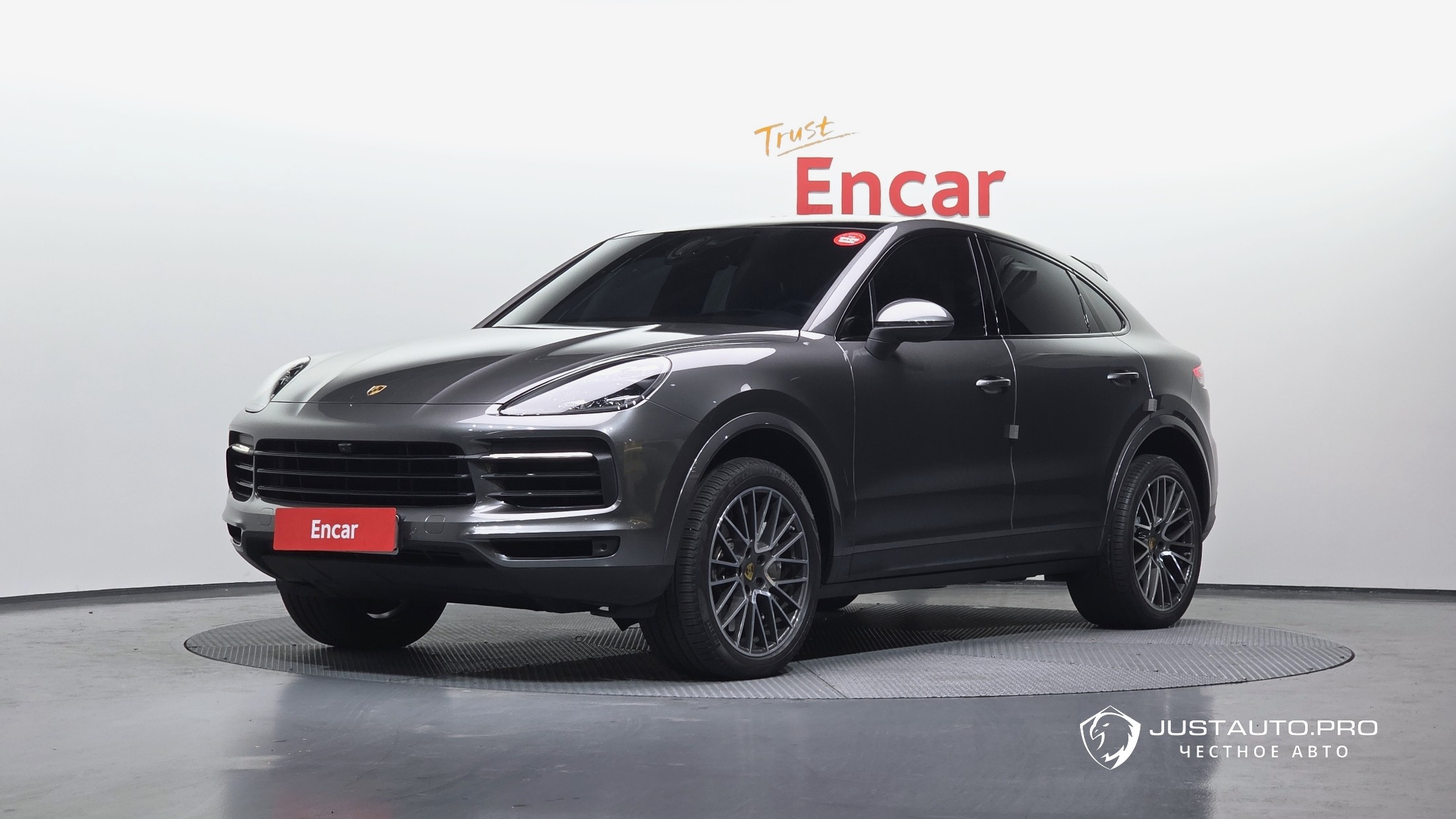 Автомобиль Porsche Cayenne
