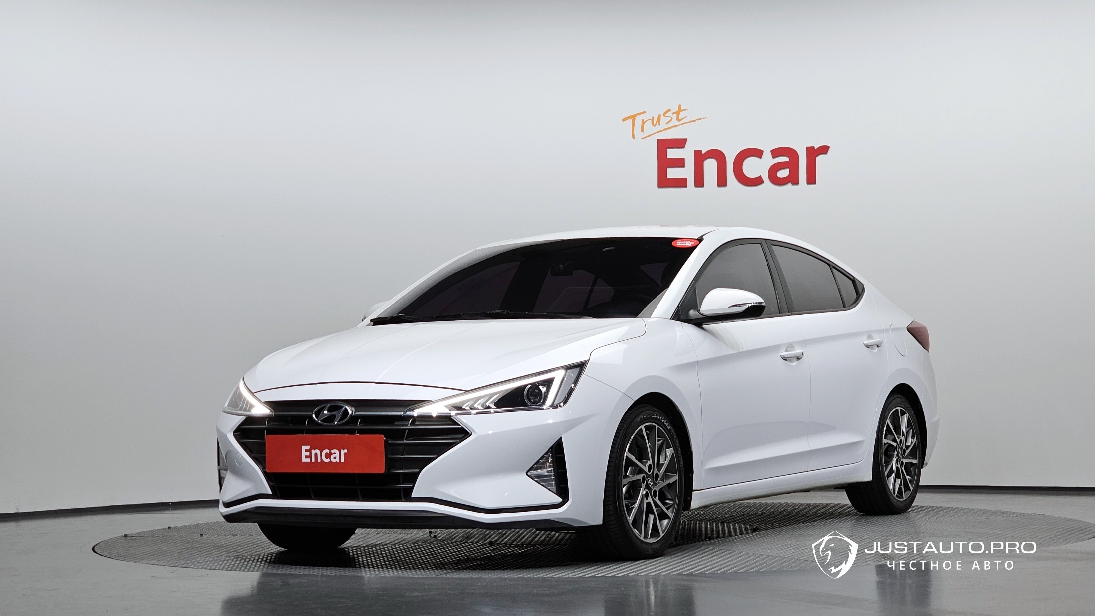 Автомобиль Hyundai AVANTE