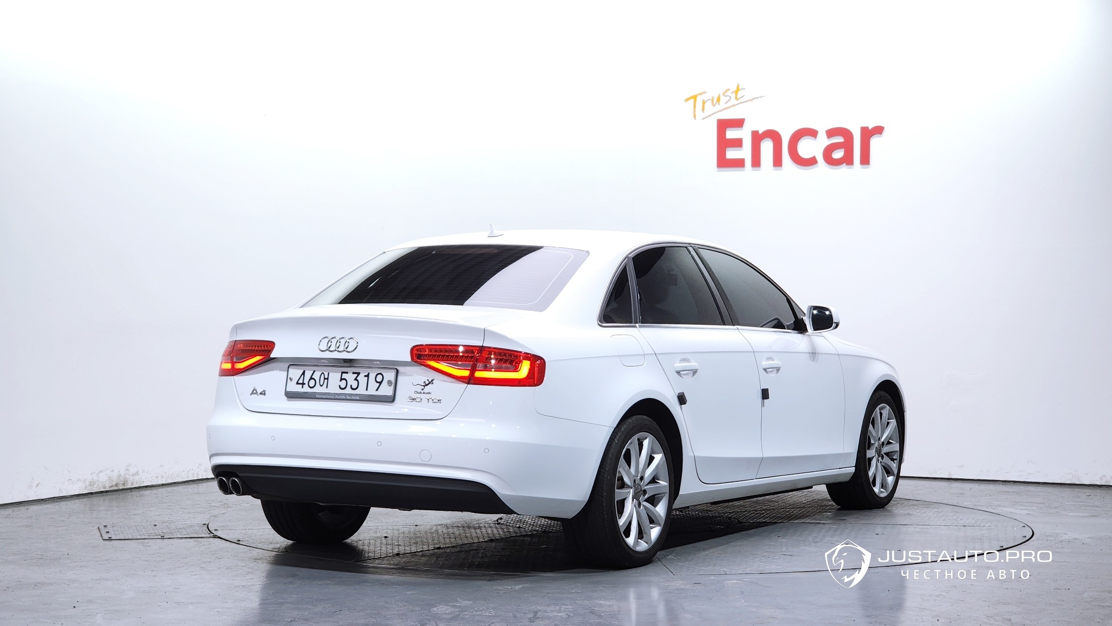 Автомобиль Audi A4