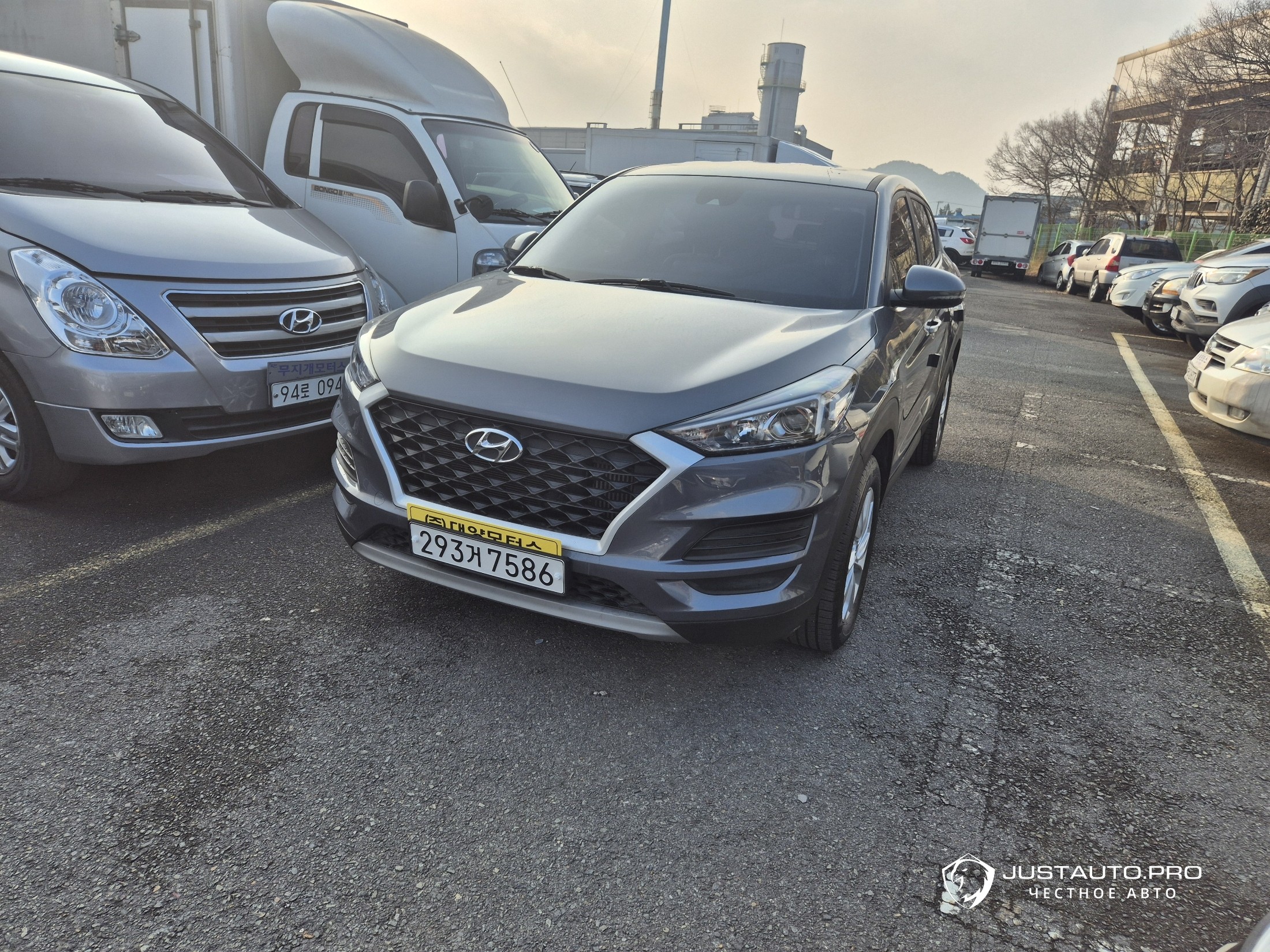 Автомобиль Hyundai Tucson
