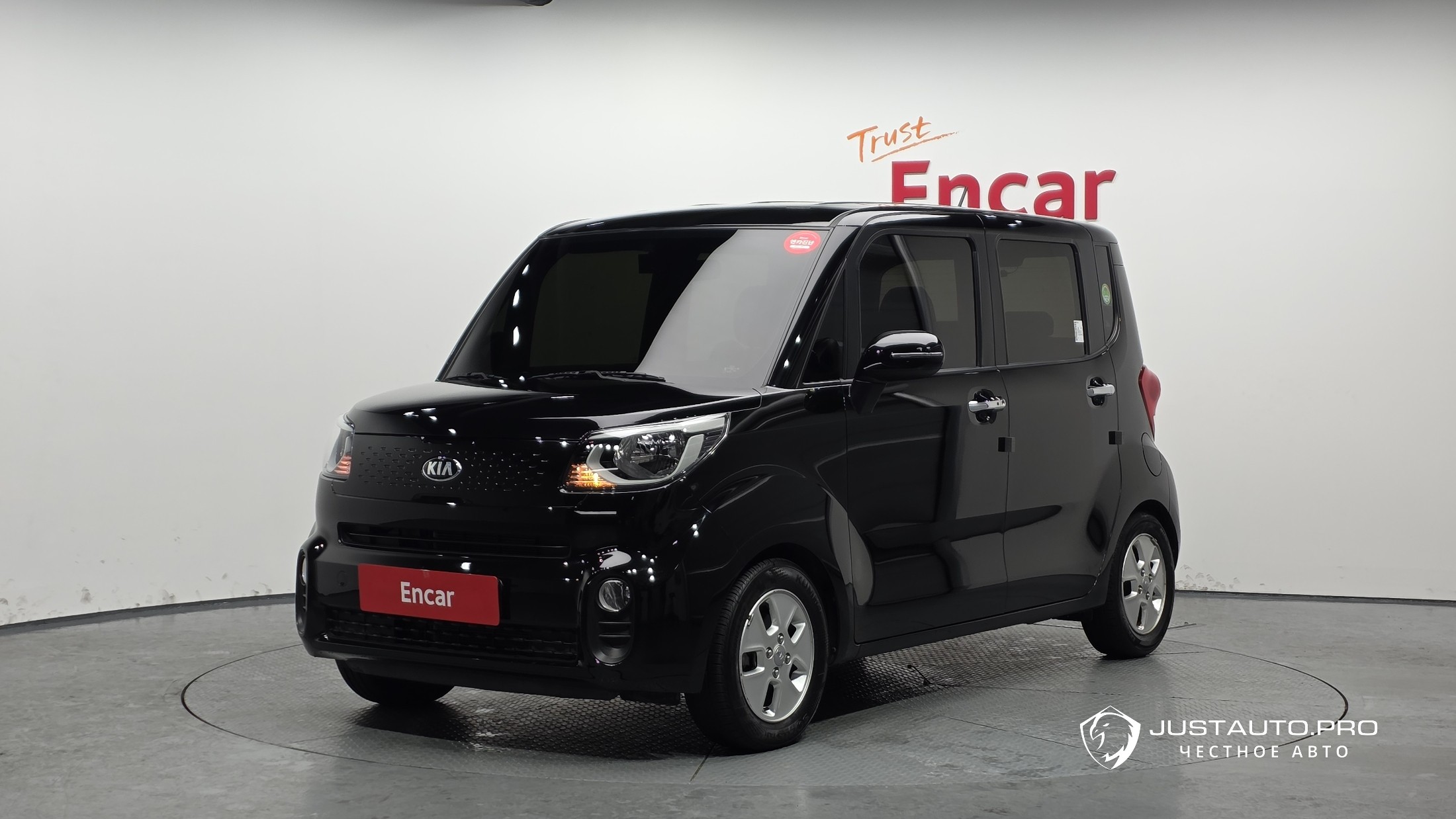 Автомобиль Kia RAY
