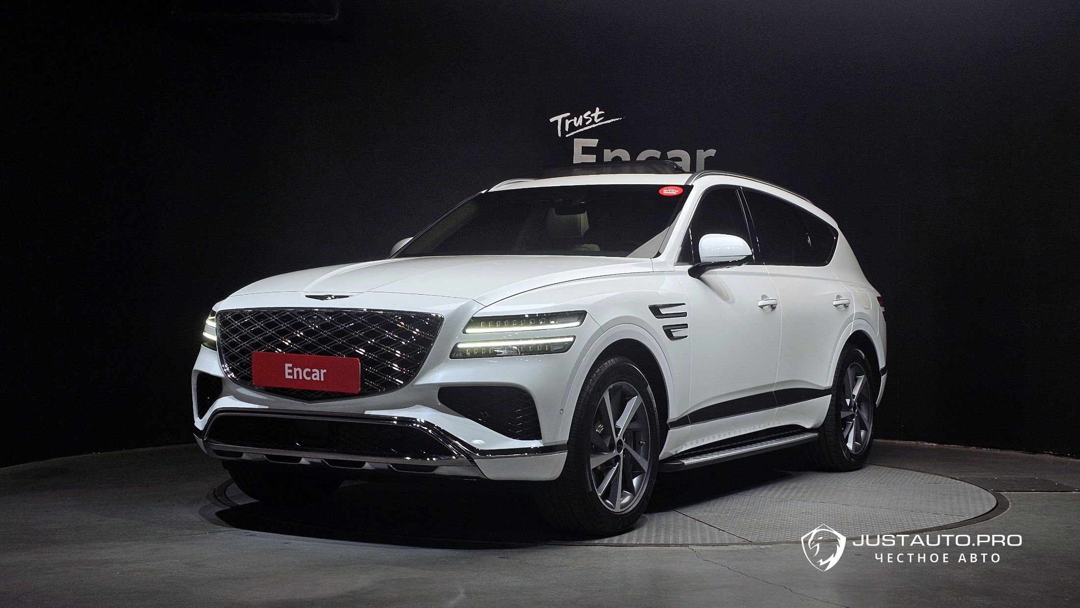 Автомобиль Genesis GV80