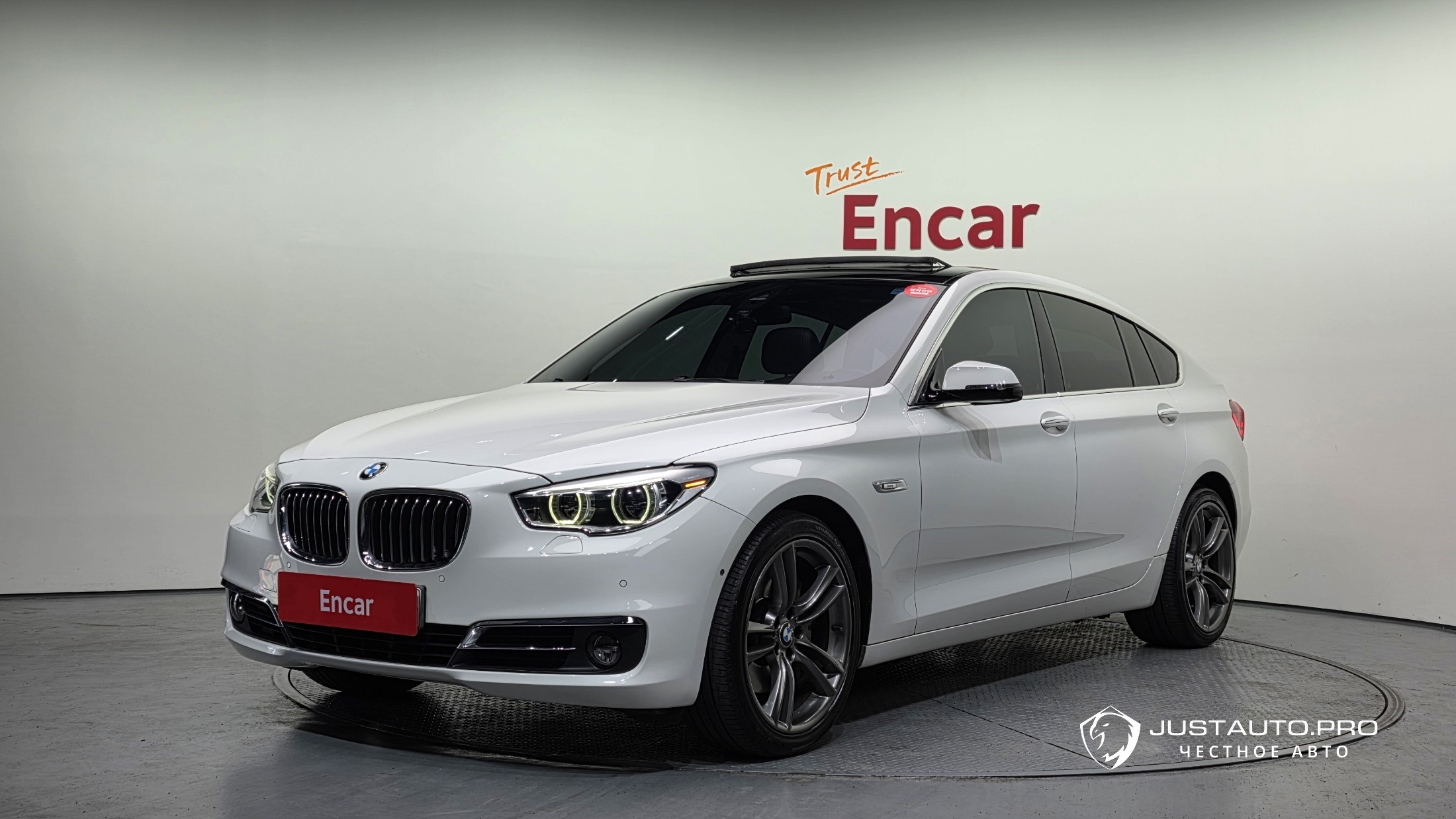 Автомобиль BMW Gran Turismo