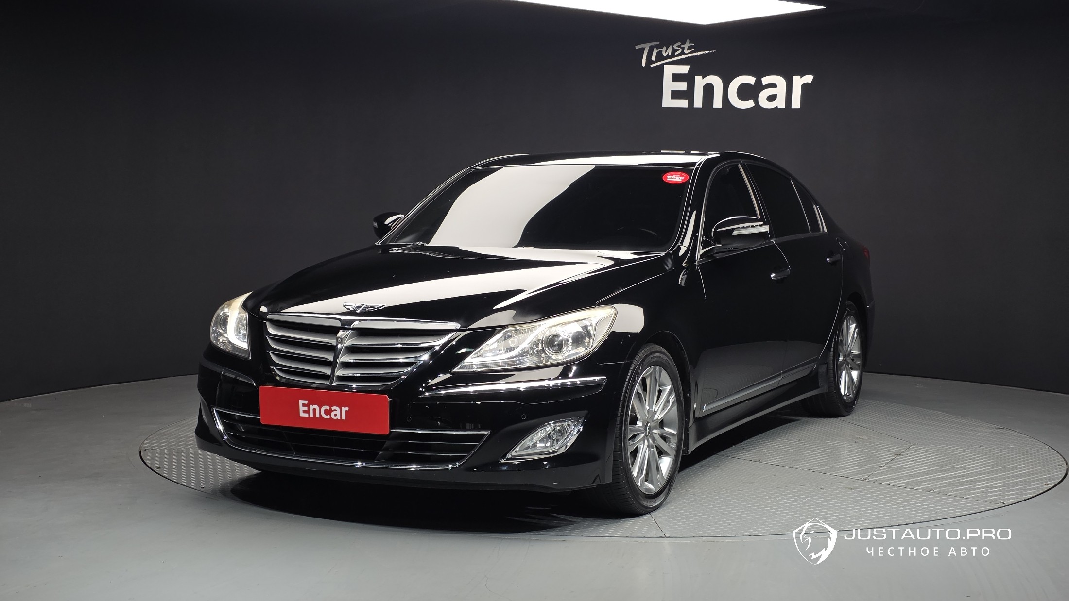 Автомобиль Hyundai Genesis