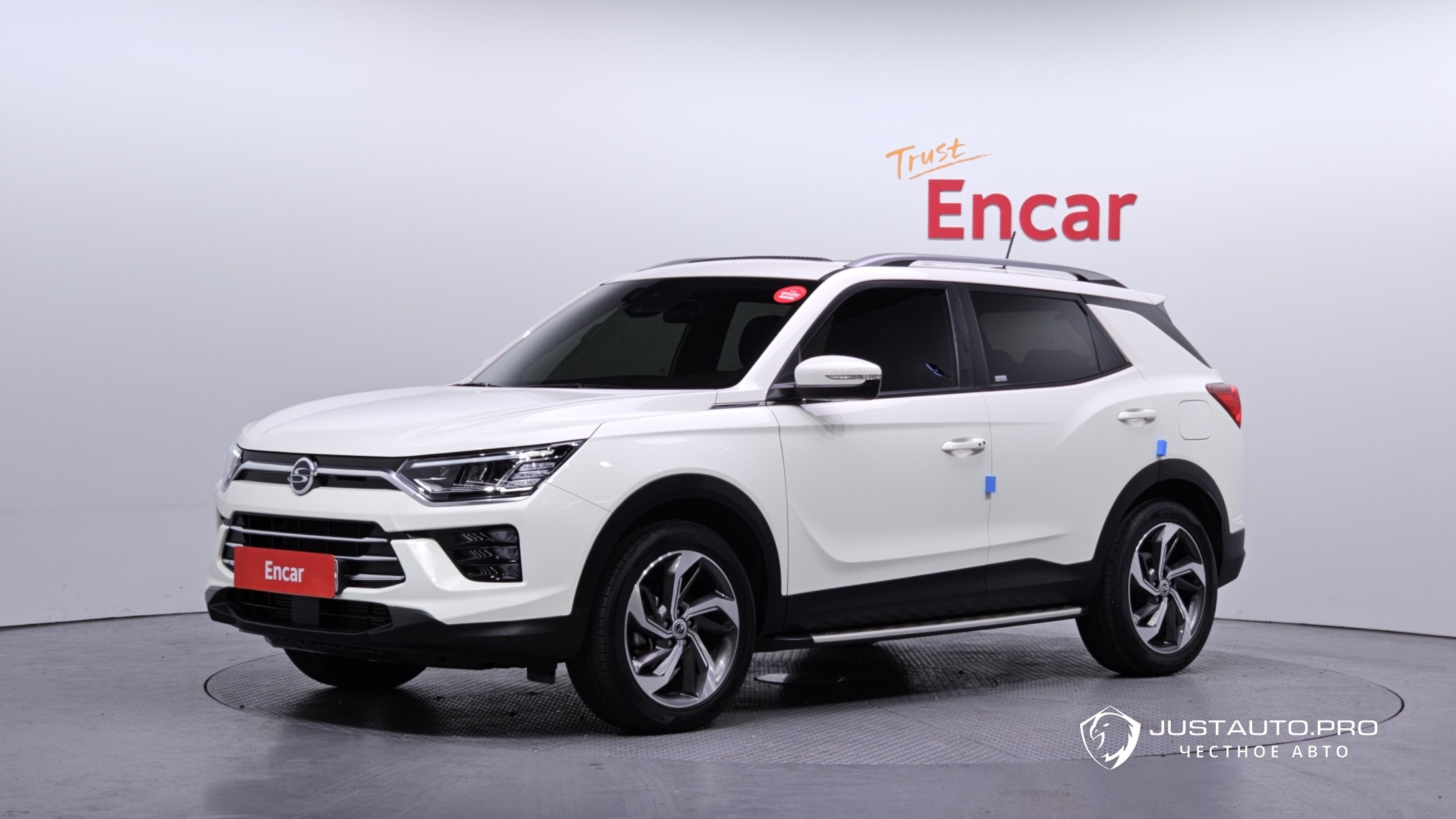 Автомобиль KG_Mobility_Ssangyong KORANDO