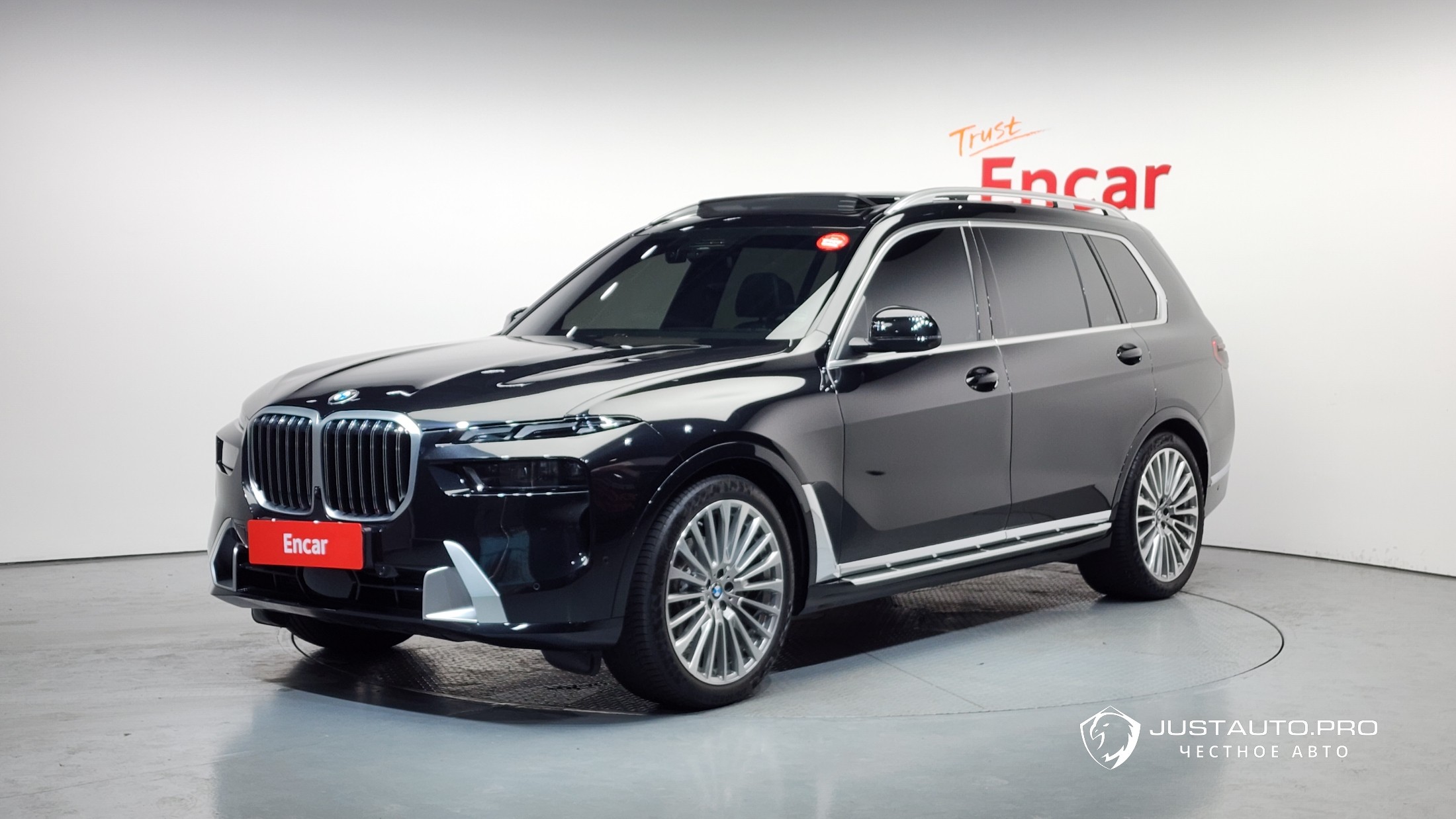 Автомобиль BMW X7