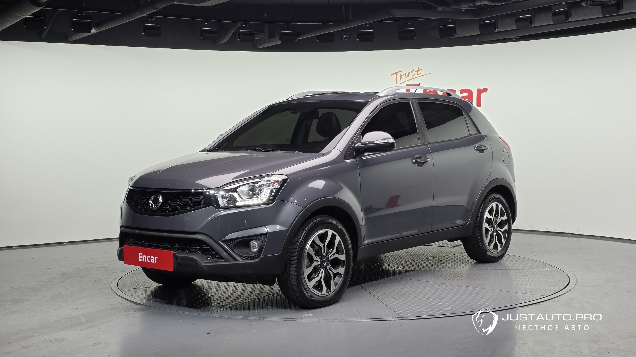 Автомобиль KG_Mobility_Ssangyong KORANDO